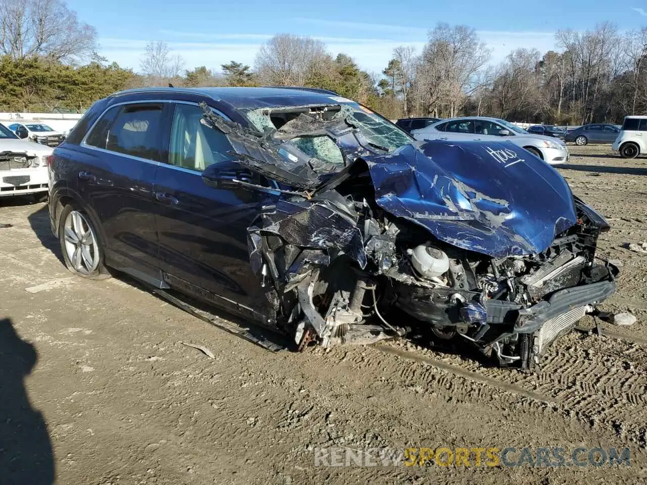4 fotografías del automóvil dañado WA1EECF32M1019069 AUDI Q3 2021