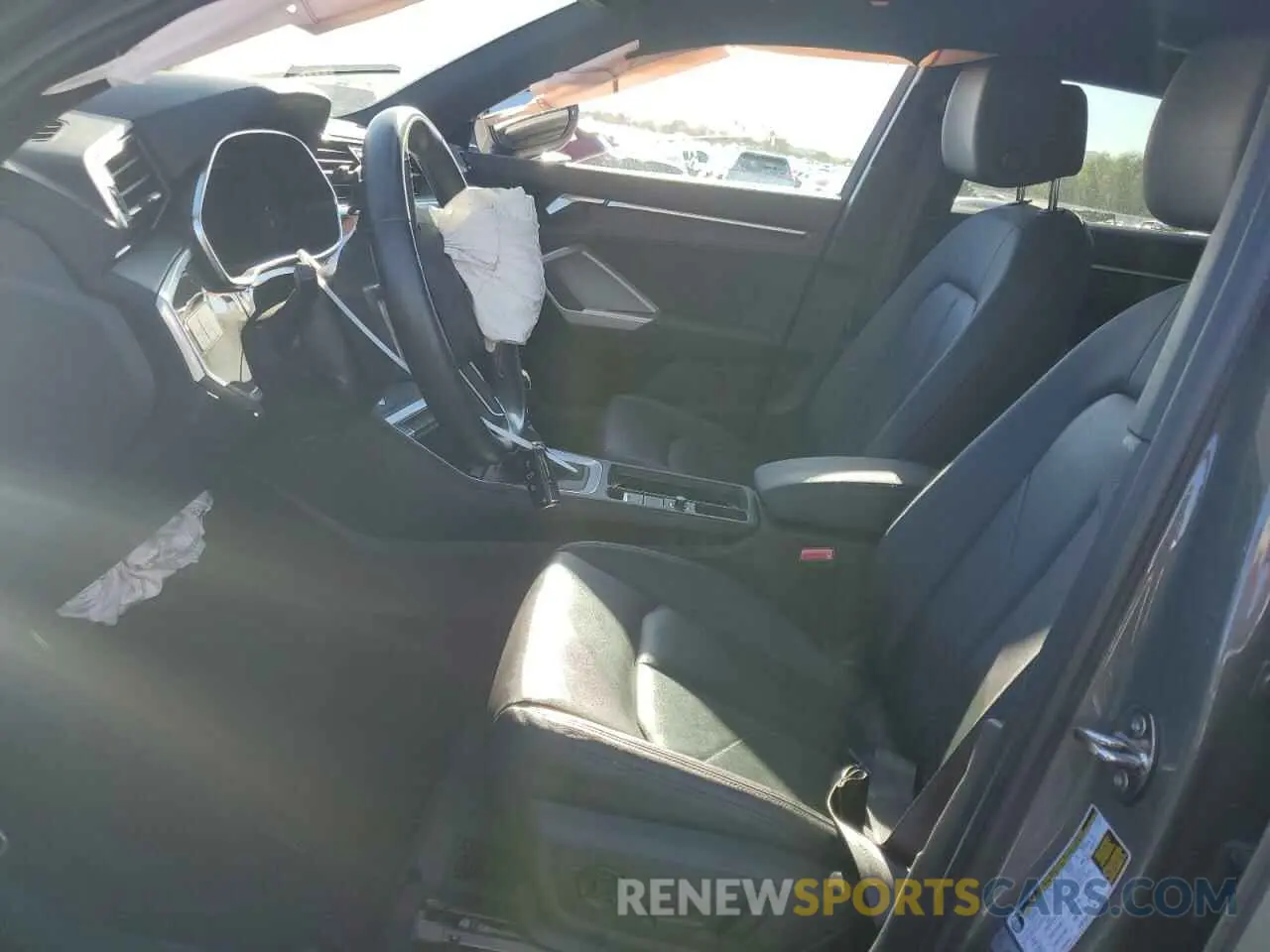 7 fotografías del automóvil dañado WA1EECF35M1153722 AUDI Q3 2021