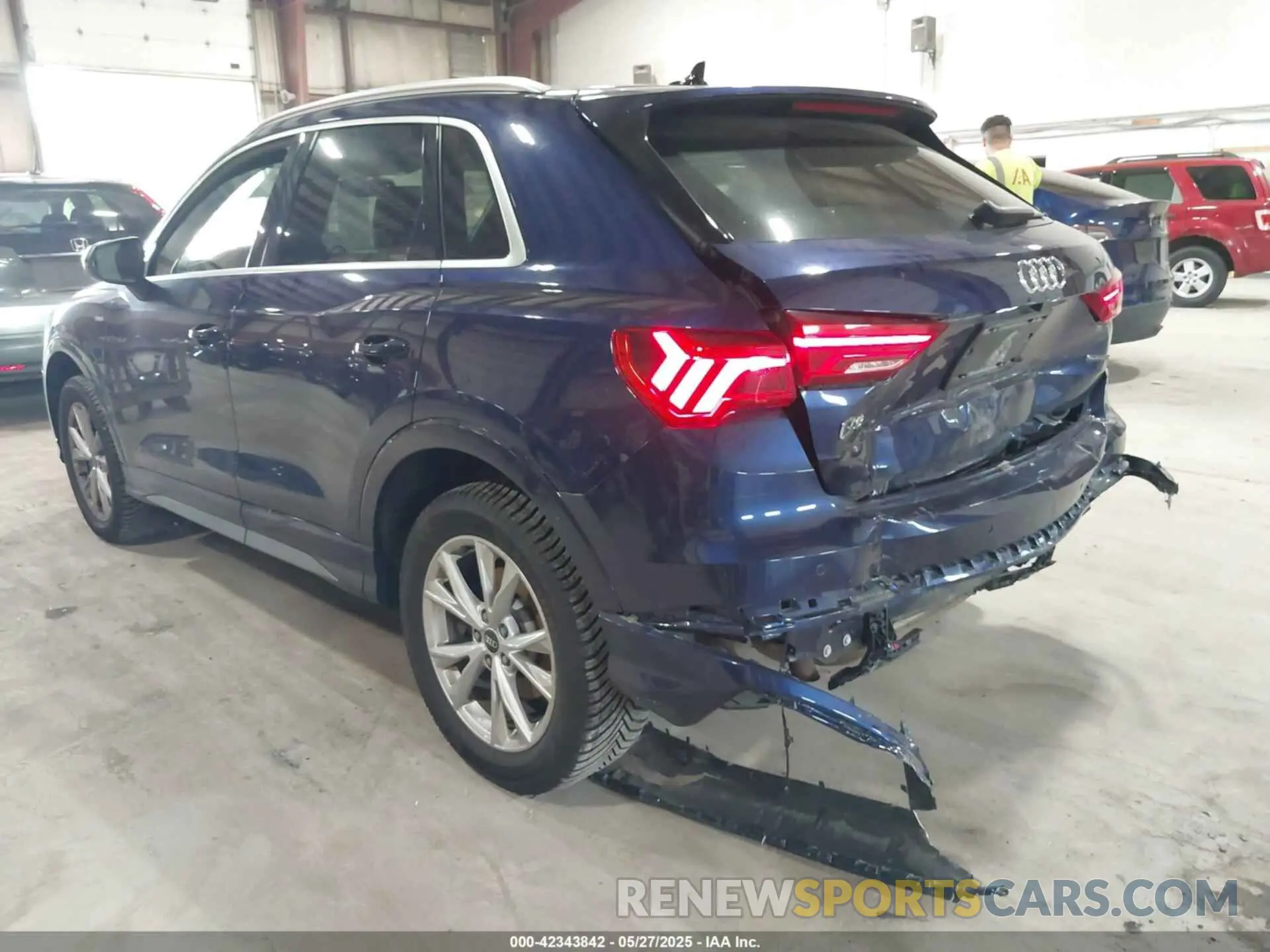 18 fotografías del automóvil dañado WA1EECF36M1061776 AUDI Q3 2021