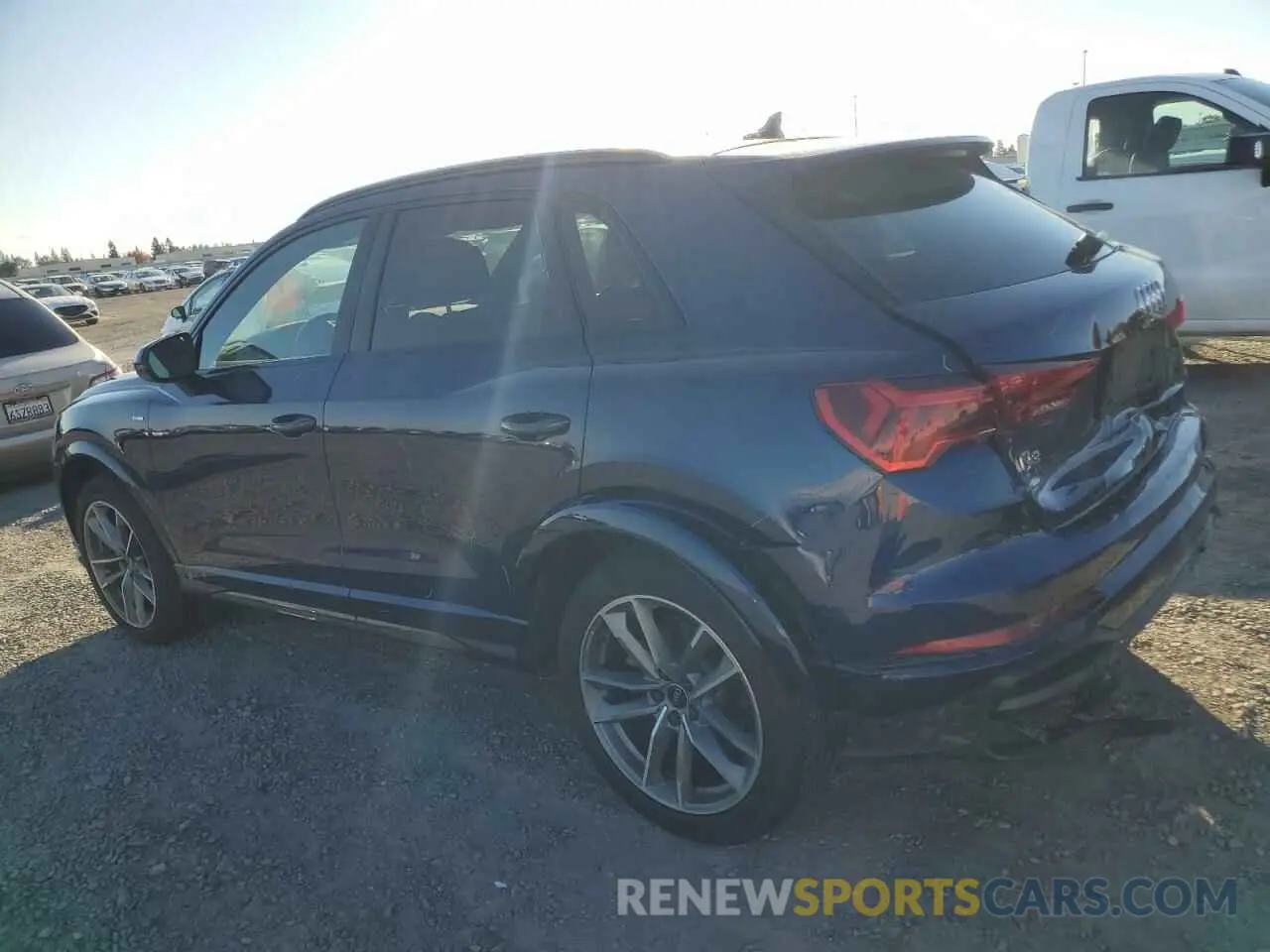 2 fotografías del automóvil dañado WA1EECF37M1055694 AUDI Q3 2021