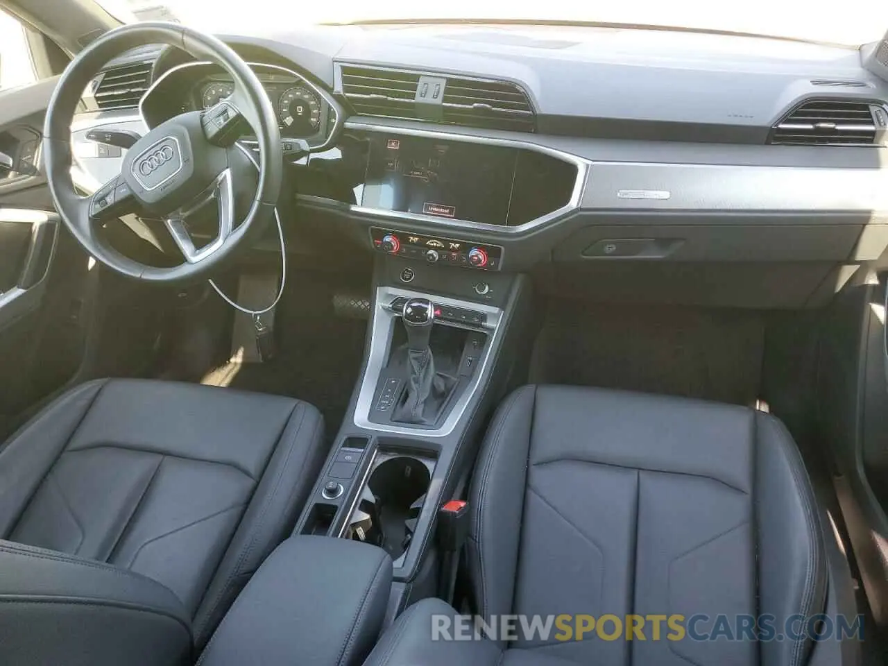 8 fotografías del automóvil dañado WA1EECF37M1114016 AUDI Q3 2021