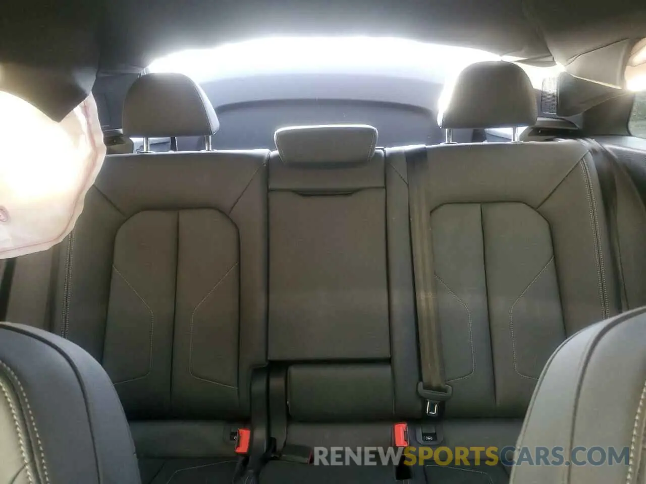 10 fotografías del automóvil dañado WA1EECF37M1152426 AUDI Q3 2021