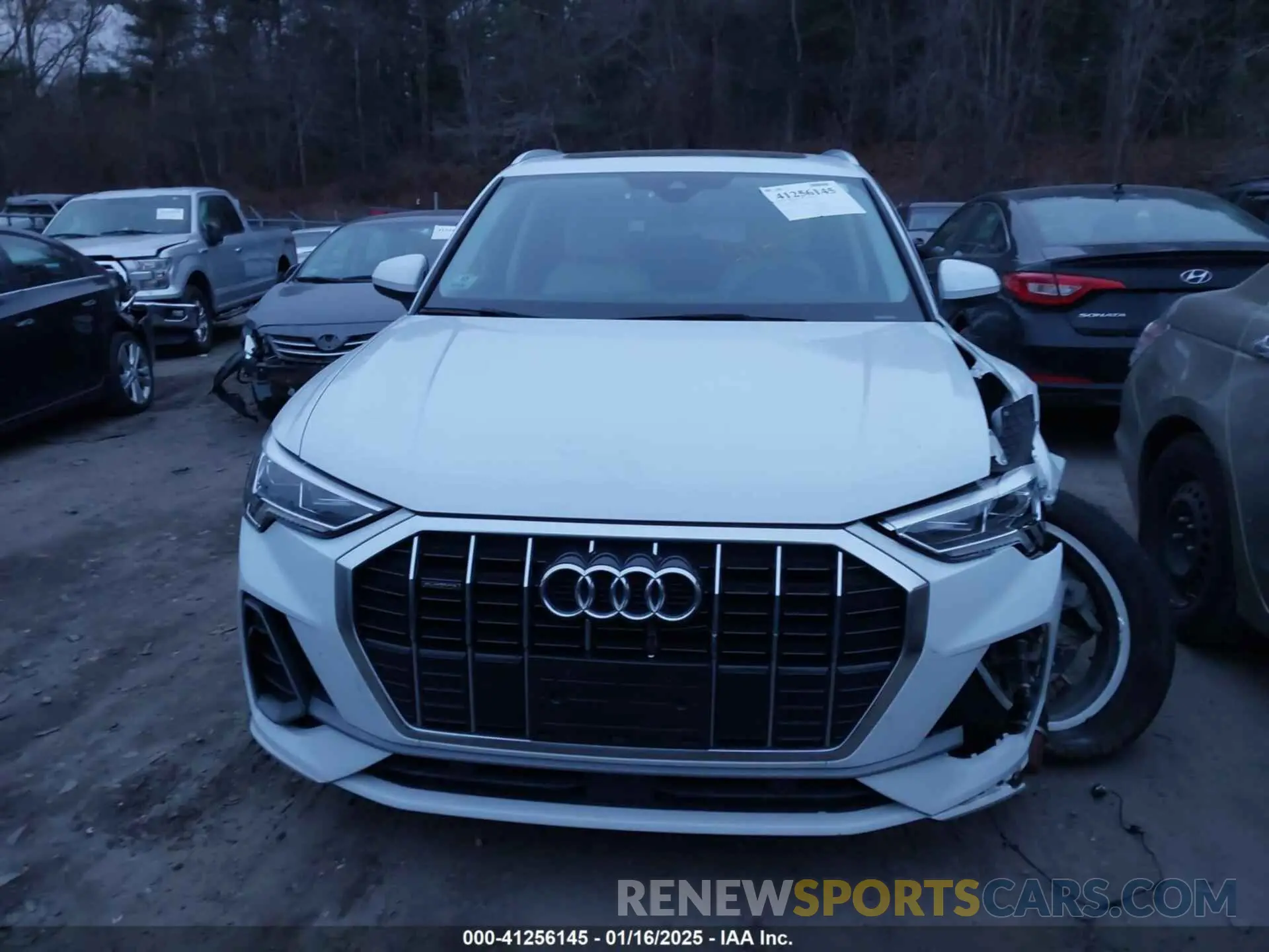 12 fotografías del automóvil dañado WA1EECF38M1016578 AUDI Q3 2021