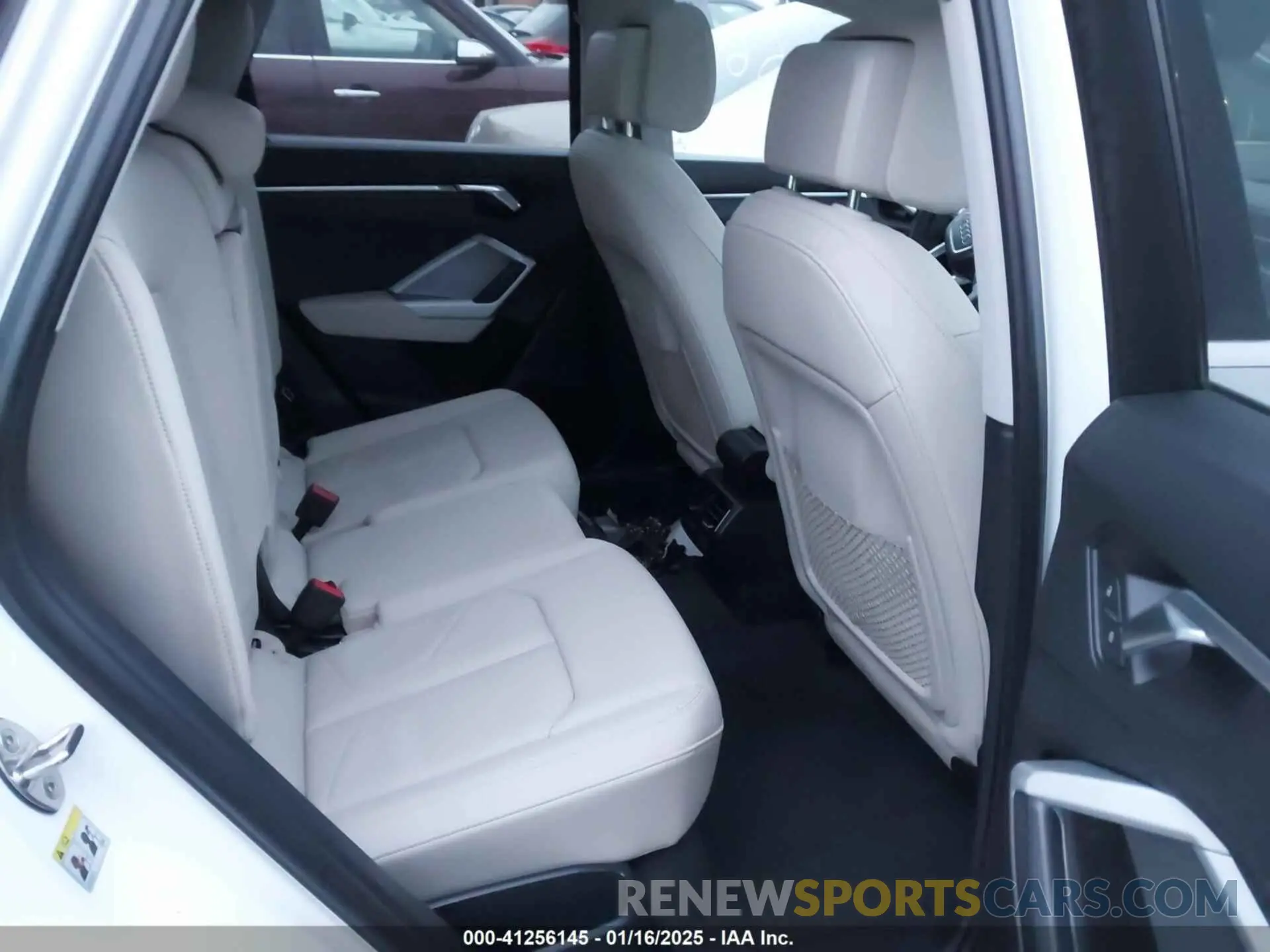 8 fotografías del automóvil dañado WA1EECF38M1016578 AUDI Q3 2021