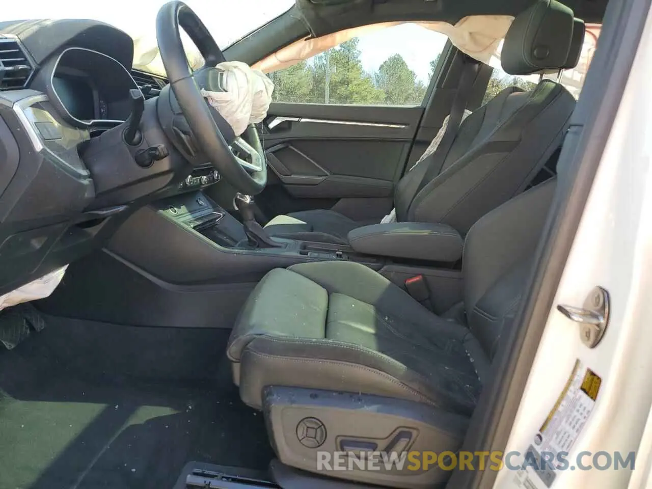 7 fotografías del automóvil dañado WA1EECF38M1041061 AUDI Q3 2021
