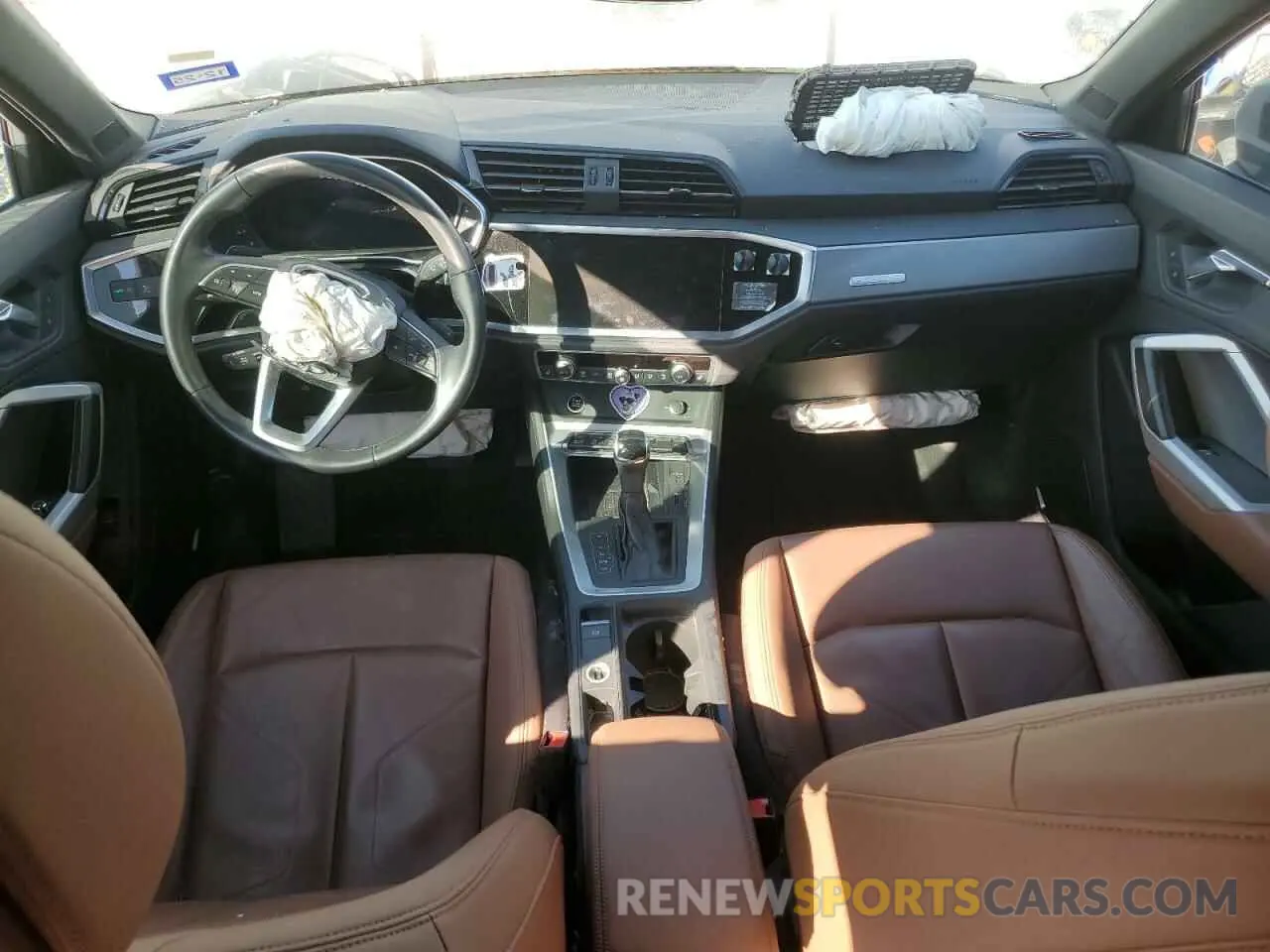 8 fotografías del automóvil dañado WA1EECF39M1048200 AUDI Q3 2021