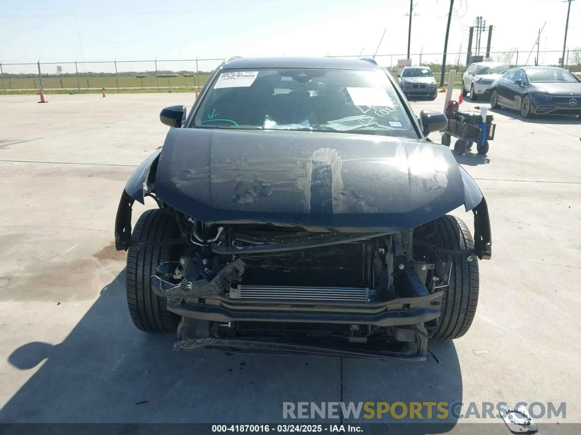 12 fotografías del automóvil dañado WA1EECF3XM1133790 AUDI Q3 2021