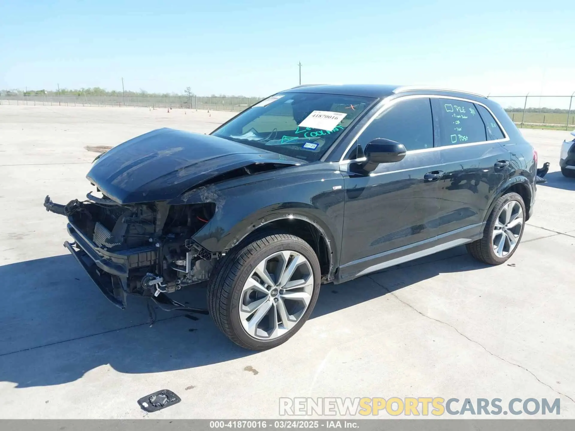2 fotografías del automóvil dañado WA1EECF3XM1133790 AUDI Q3 2021