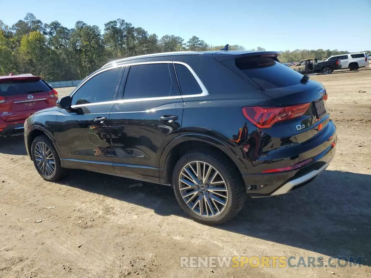 2 fotografías del automóvil dañado WA1AUCF30N1006159 AUDI Q3 2022
