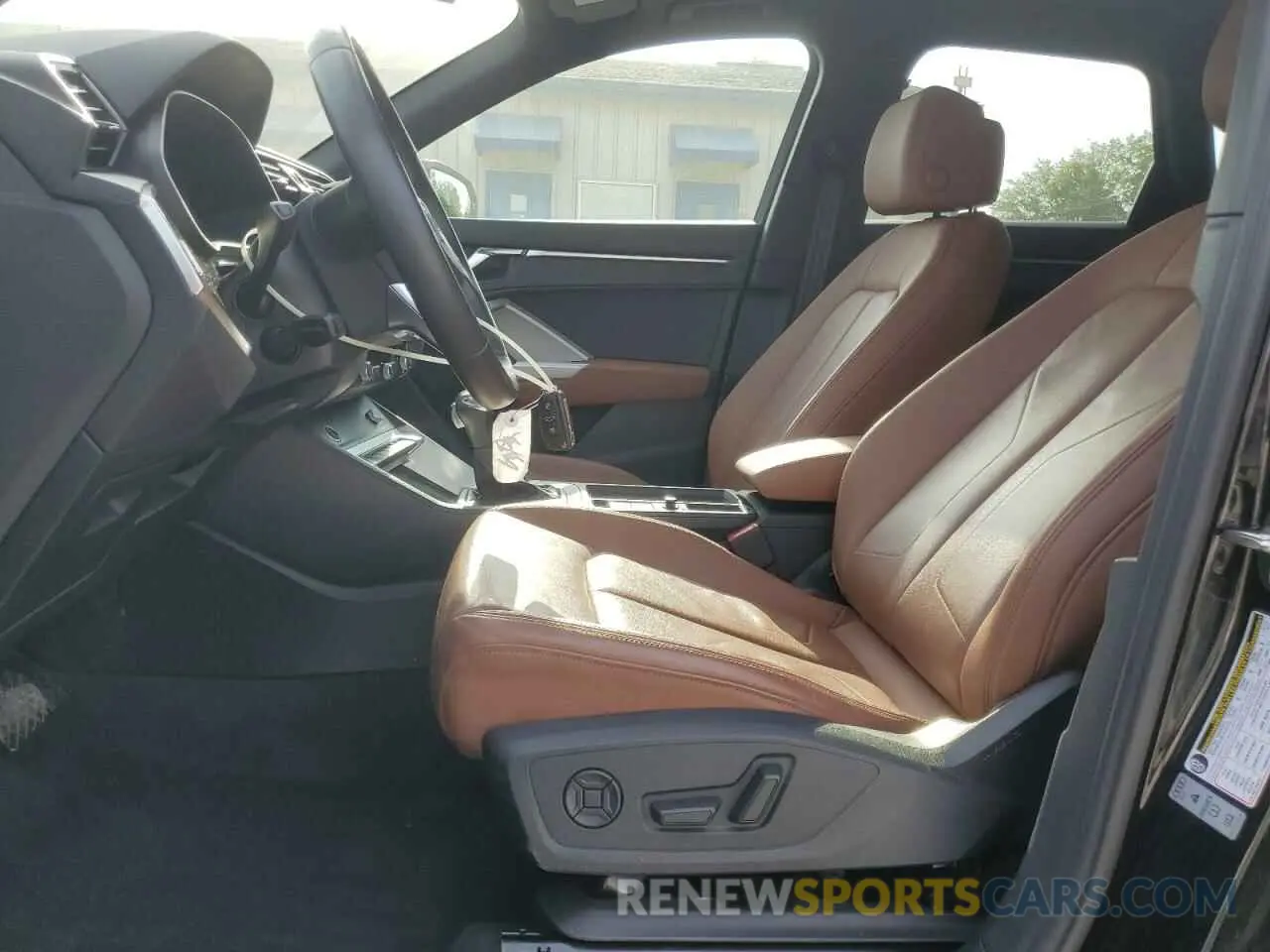7 fotografías del automóvil dañado WA1AUCF35N1004455 AUDI Q3 2022