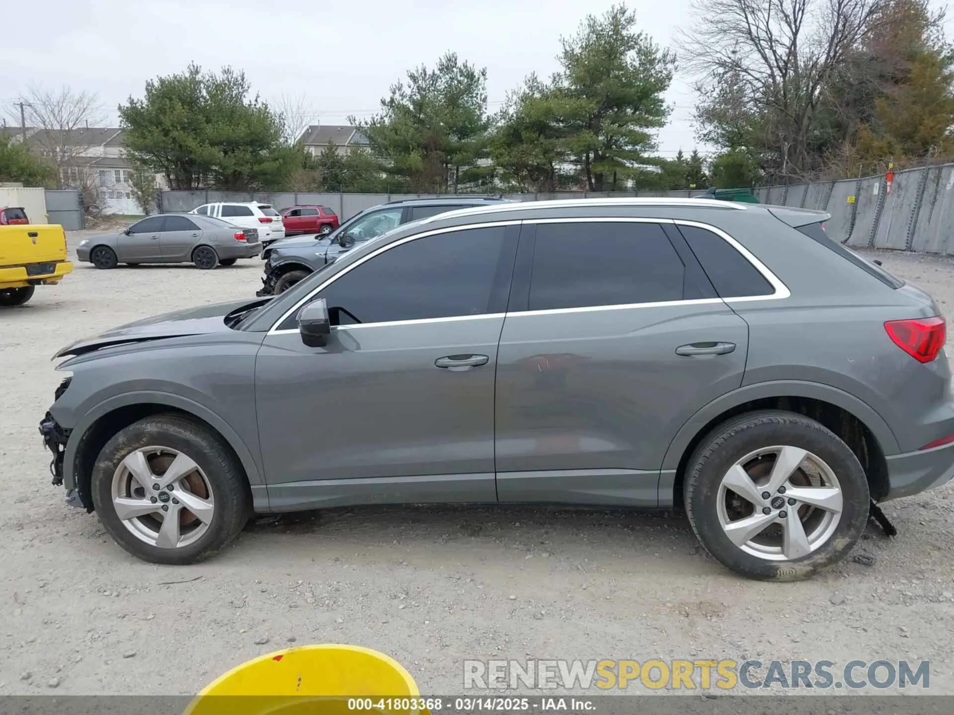 14 fotografías del automóvil dañado WA1AUCF37N1096376 AUDI Q3 2022