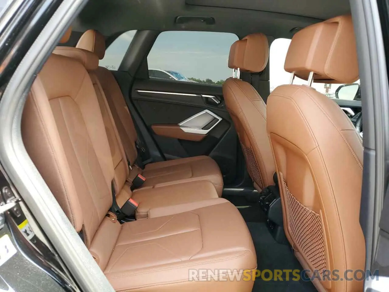 11 fotografías del automóvil dañado WA1DECF31N1018850 AUDI Q3 2022