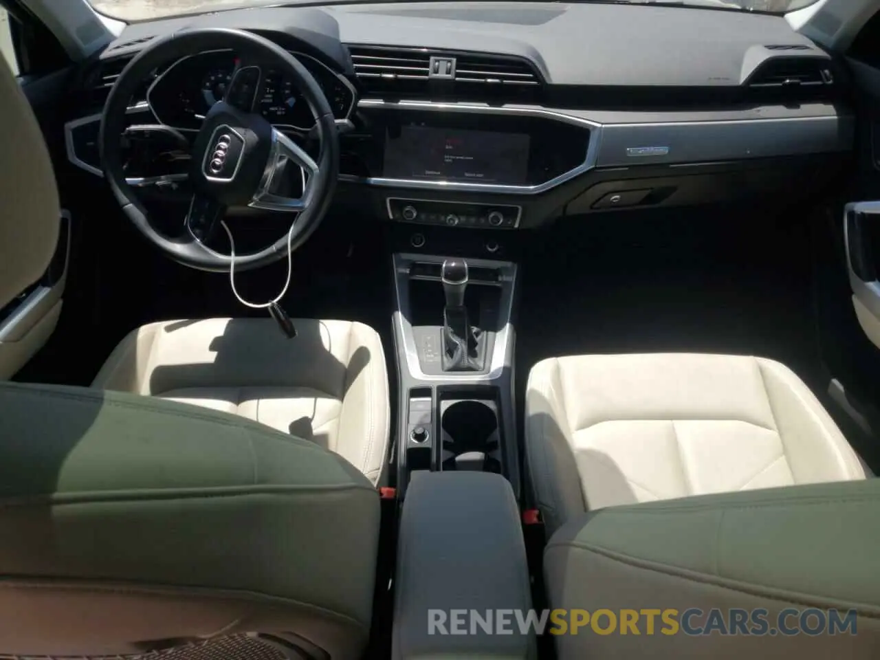 8 fotografías del automóvil dañado WA1DECF32N1102773 AUDI Q3 2022