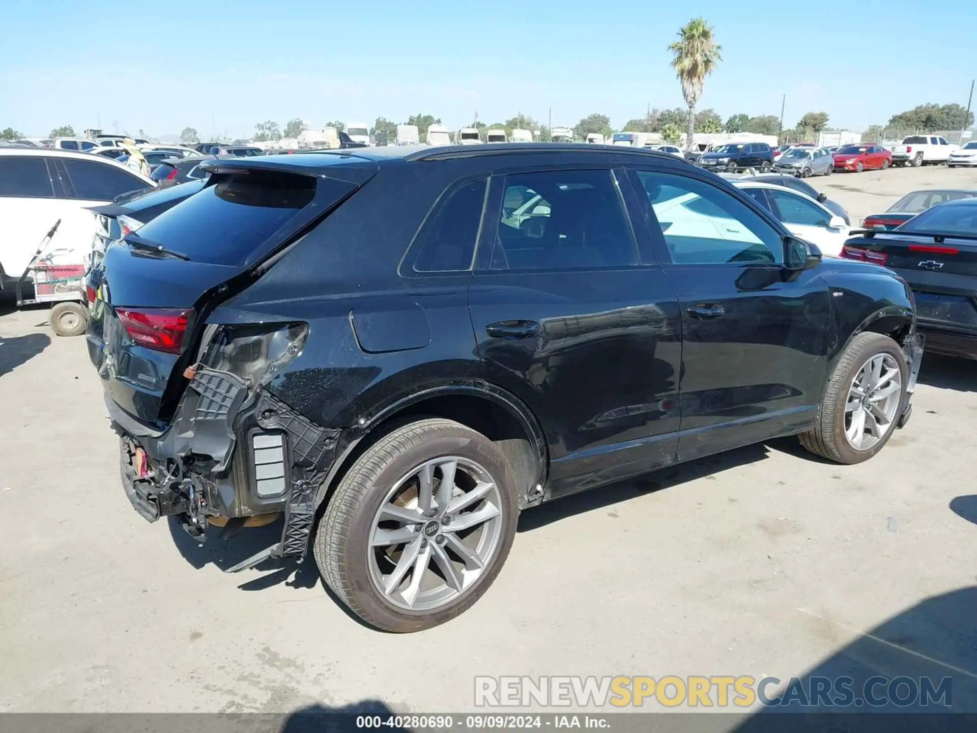 4 fotografías del automóvil dañado WA1DECF32N1124689 AUDI Q3 2022