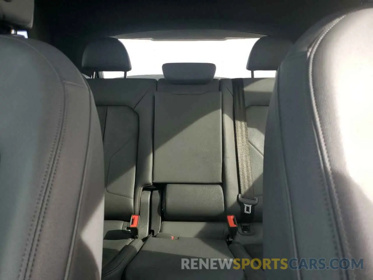 10 fotografías del automóvil dañado WA1DECF33N1150413 AUDI Q3 2022