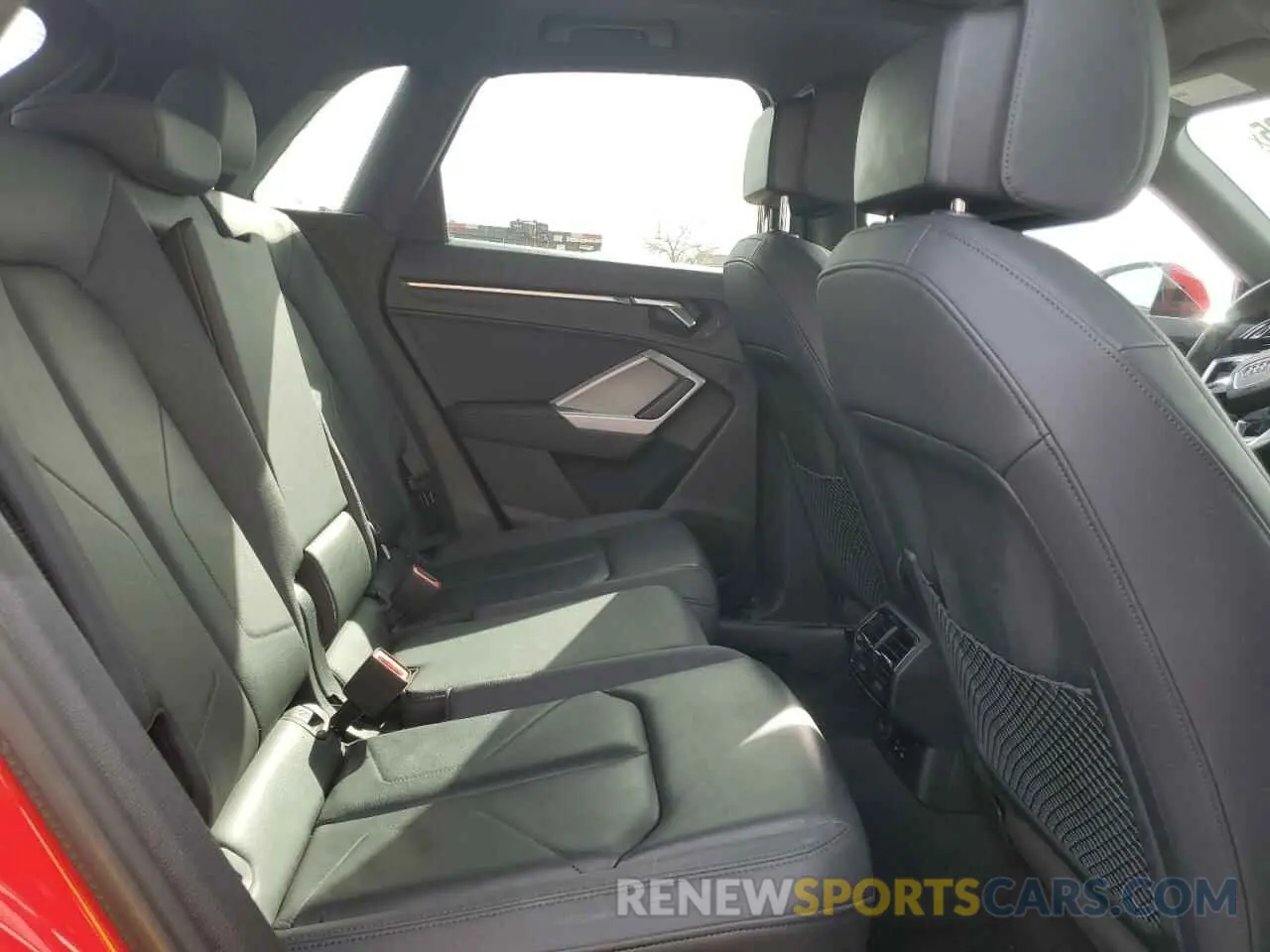 12 fotografías del automóvil dañado WA1DECF33N1150413 AUDI Q3 2022
