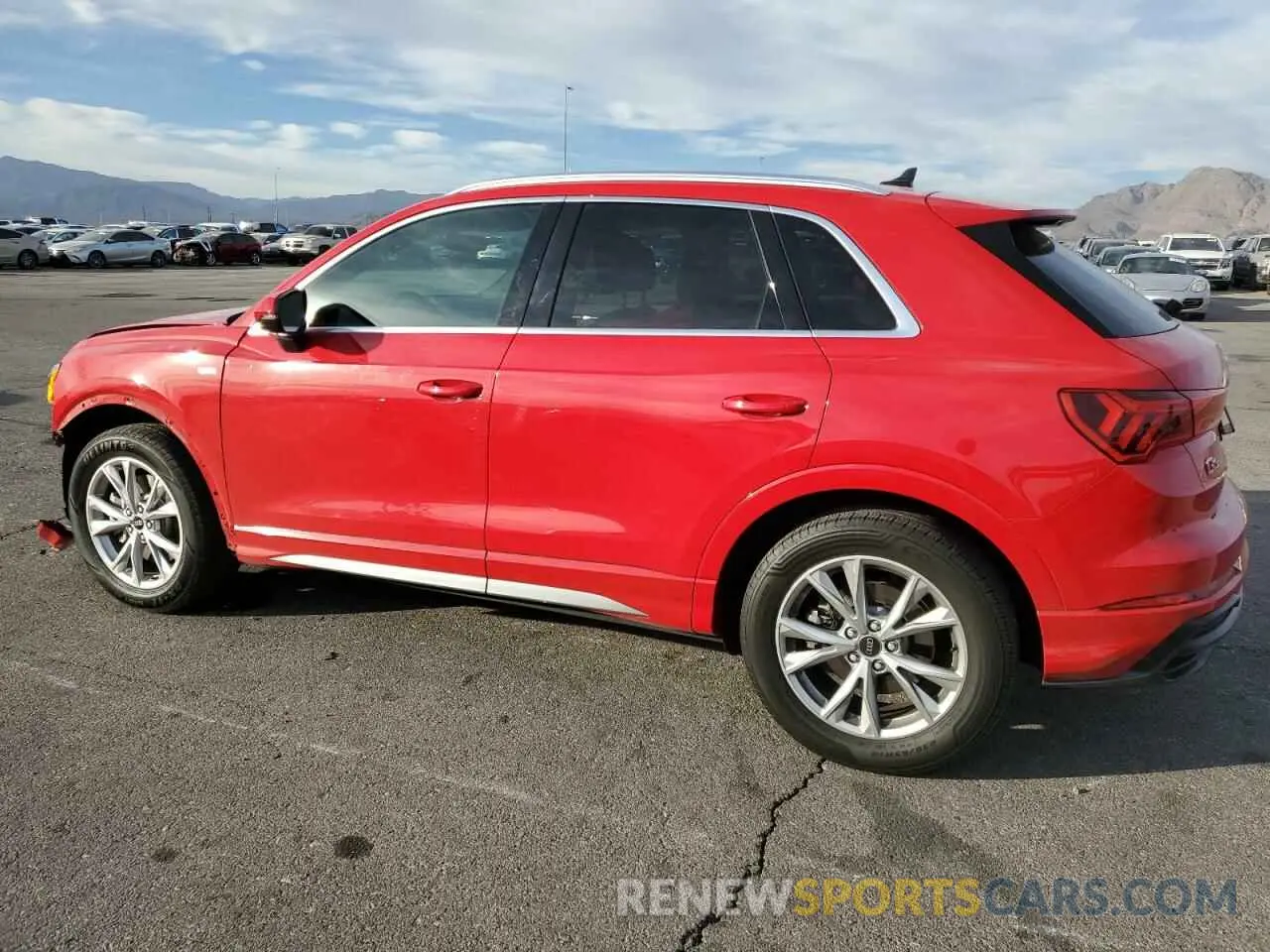 2 fotografías del automóvil dañado WA1DECF33N1150413 AUDI Q3 2022