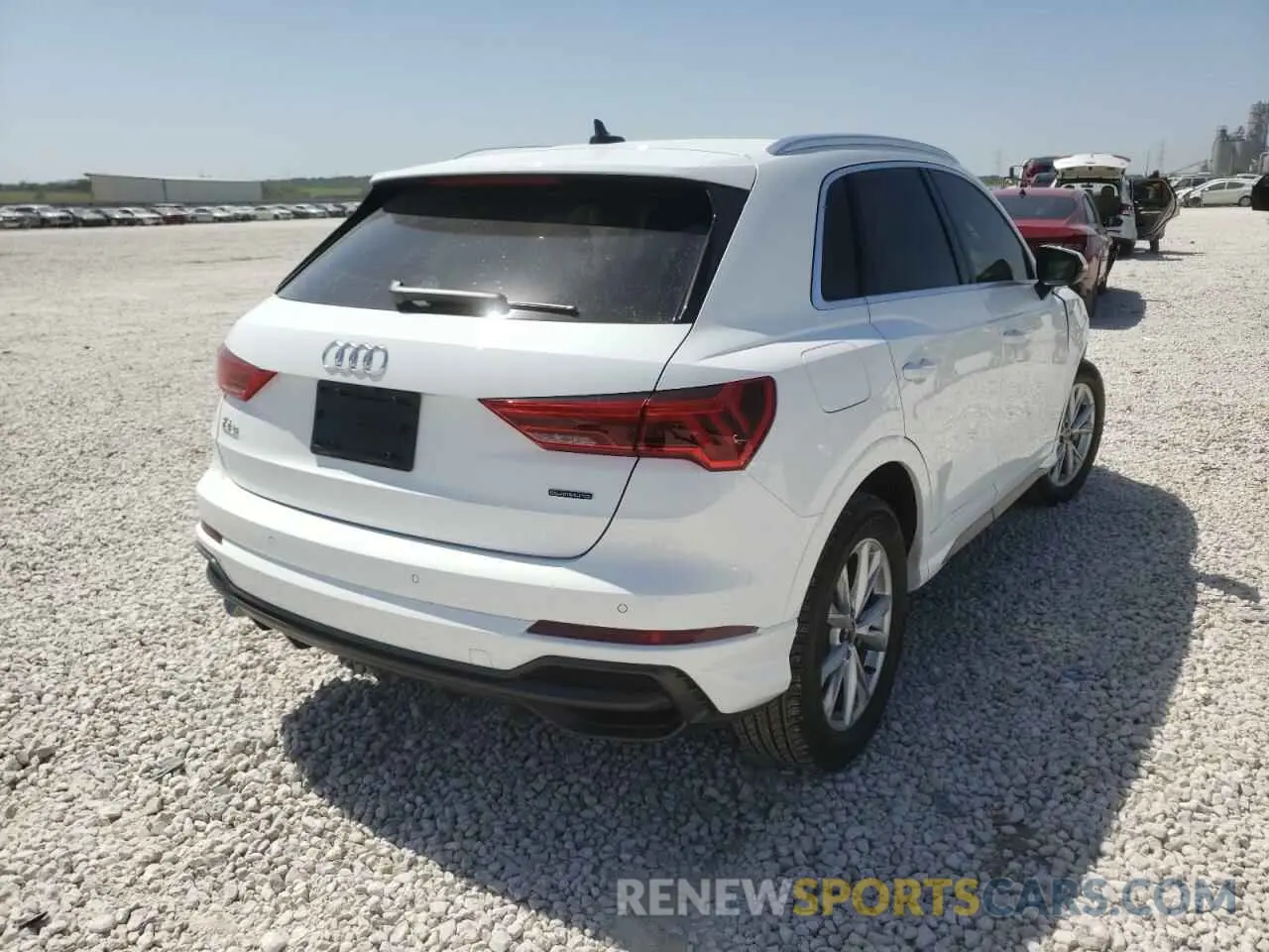 4 fotografías del automóvil dañado WA1DECF36N1053626 AUDI Q3 2022