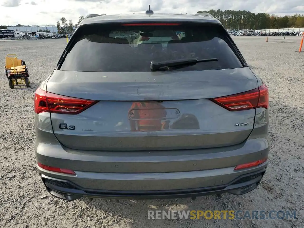 6 fotografías del automóvil dañado WA1EECF30N1033957 AUDI Q3 2022
