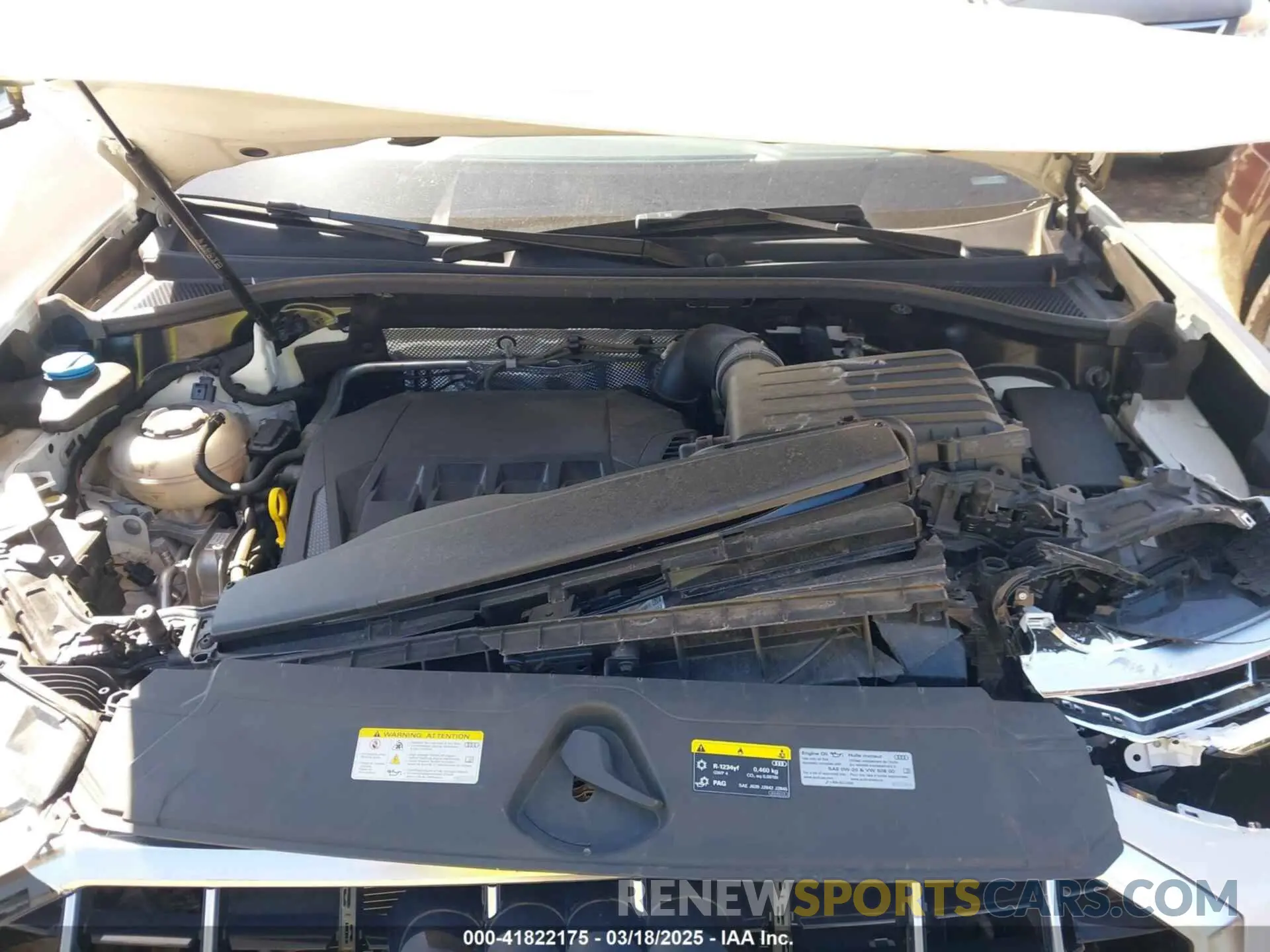 10 fotografías del automóvil dañado WA1EECF30N1126400 AUDI Q3 2022