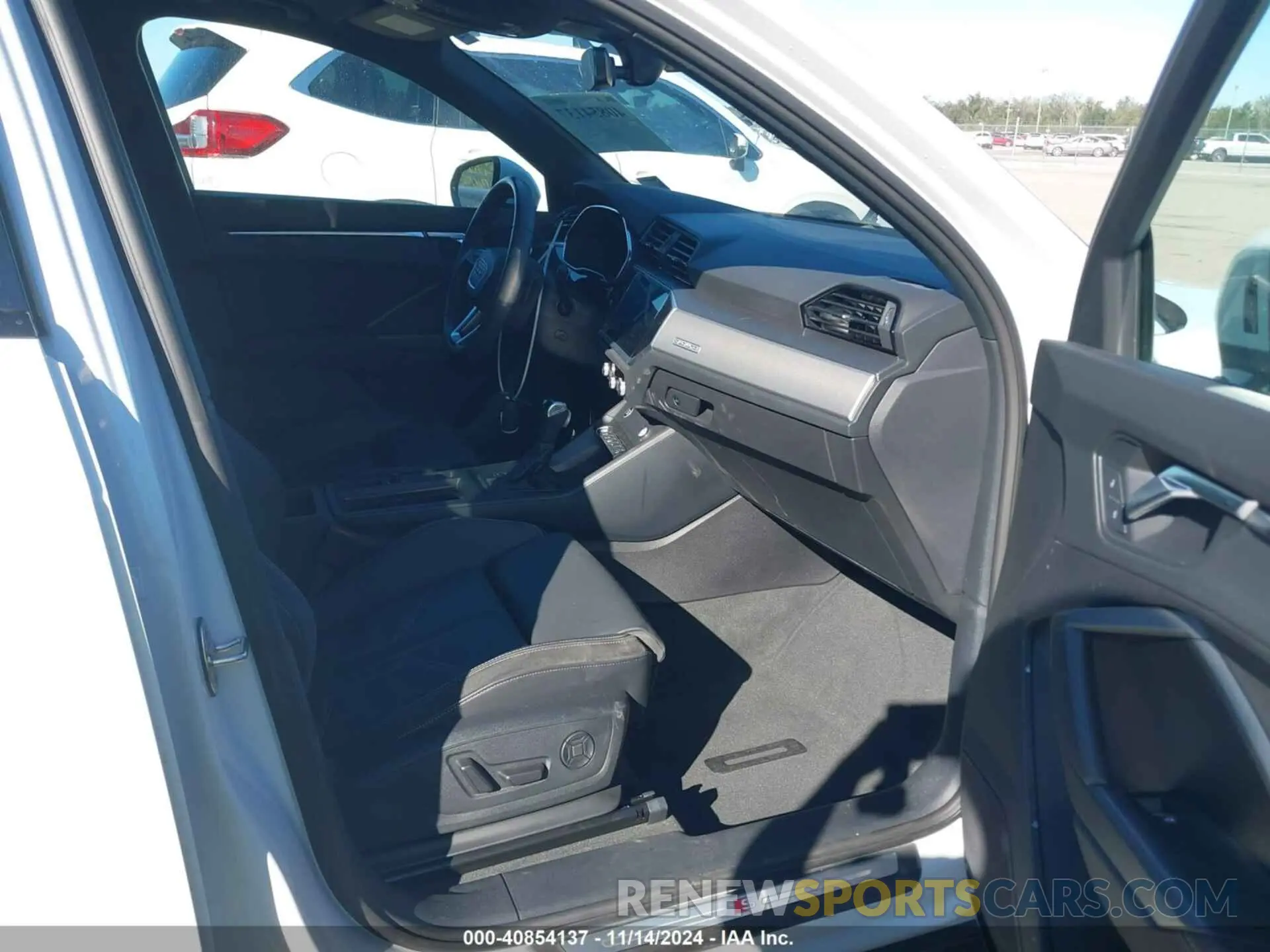 5 fotografías del automóvil dañado WA1EECF31N1003978 AUDI Q3 2022