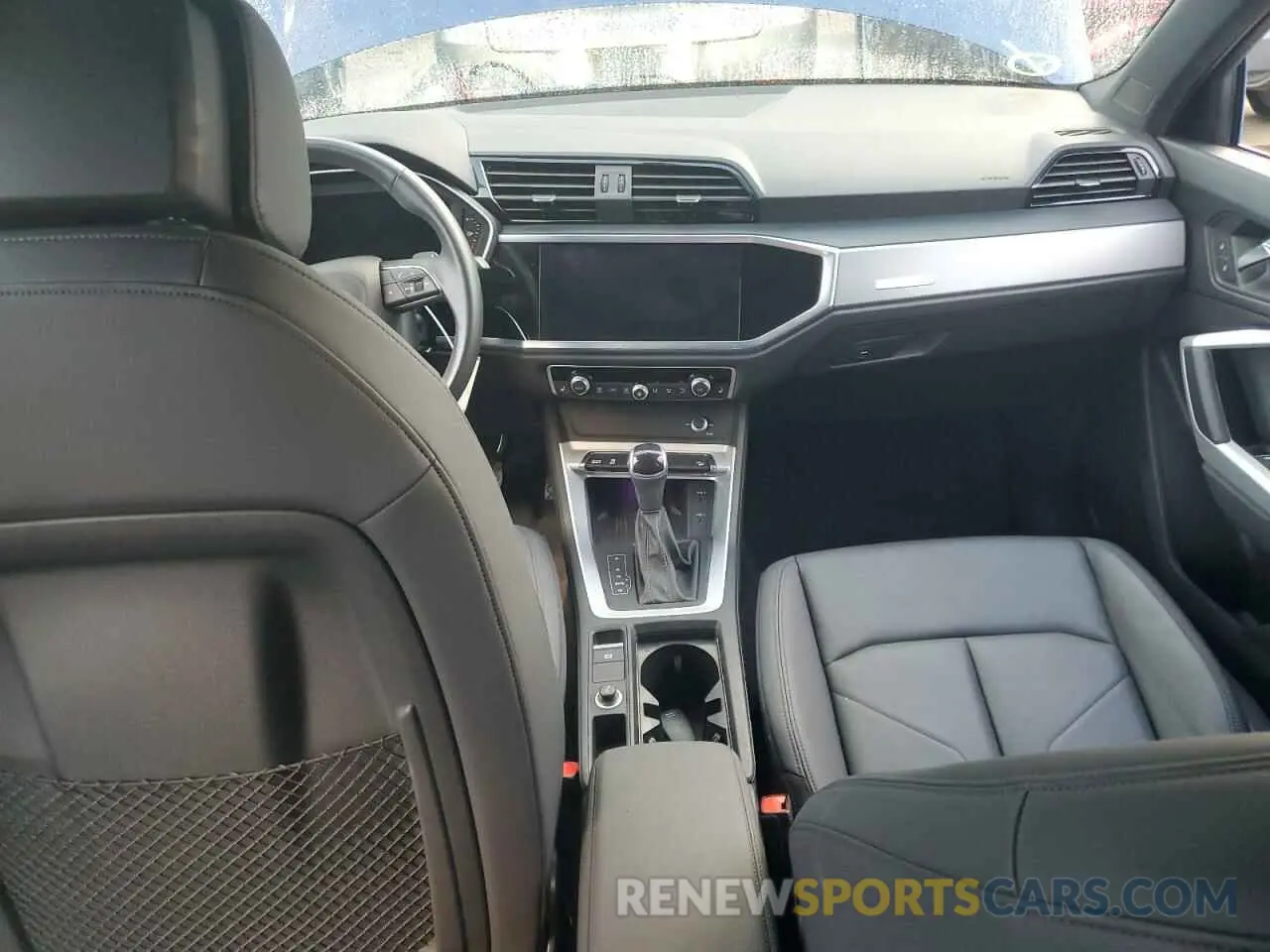 8 fotografías del automóvil dañado WA1EECF31N1148776 AUDI Q3 2022