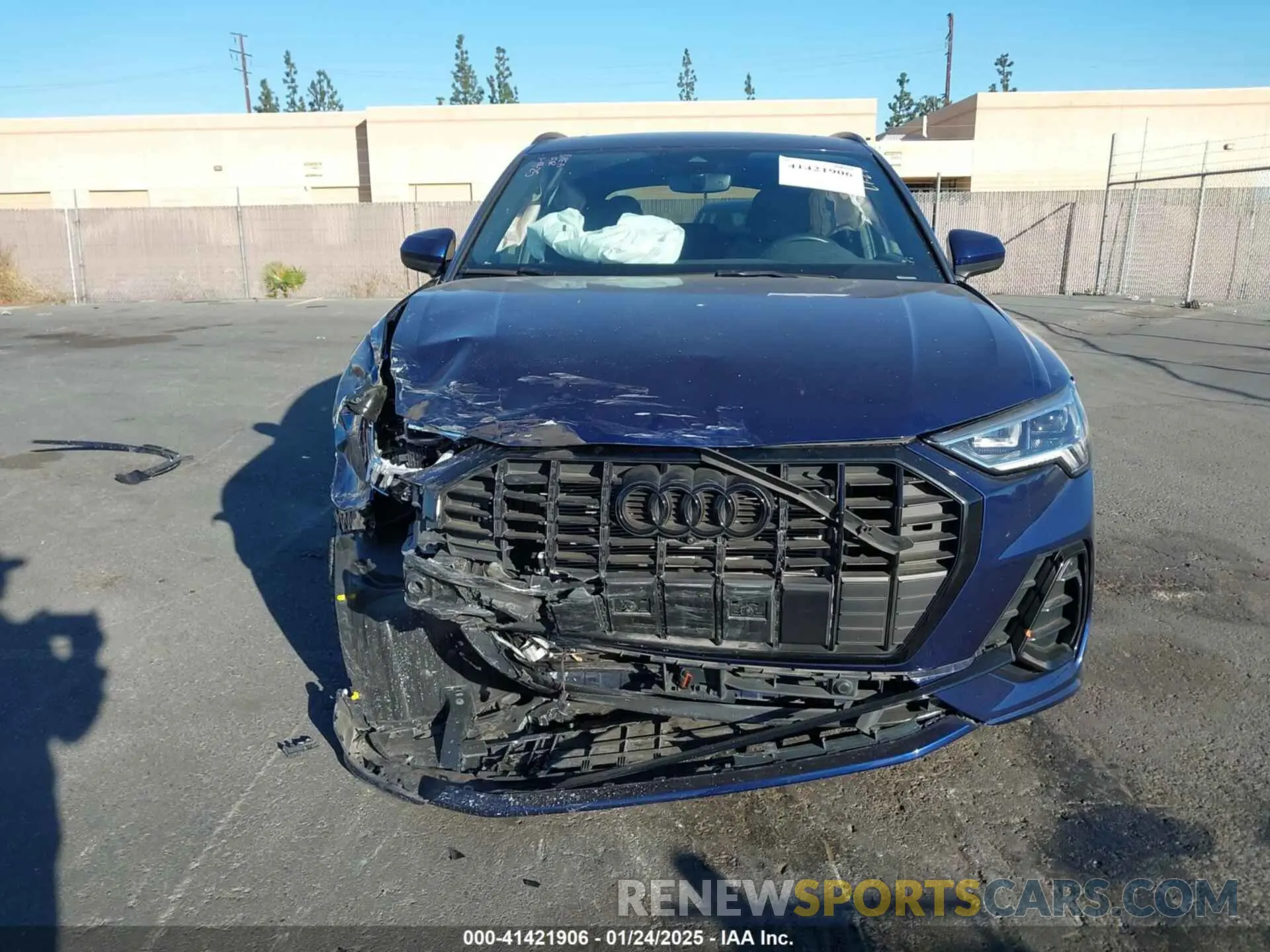 12 fotografías del automóvil dañado WA1EECF34N1043973 AUDI Q3 2022