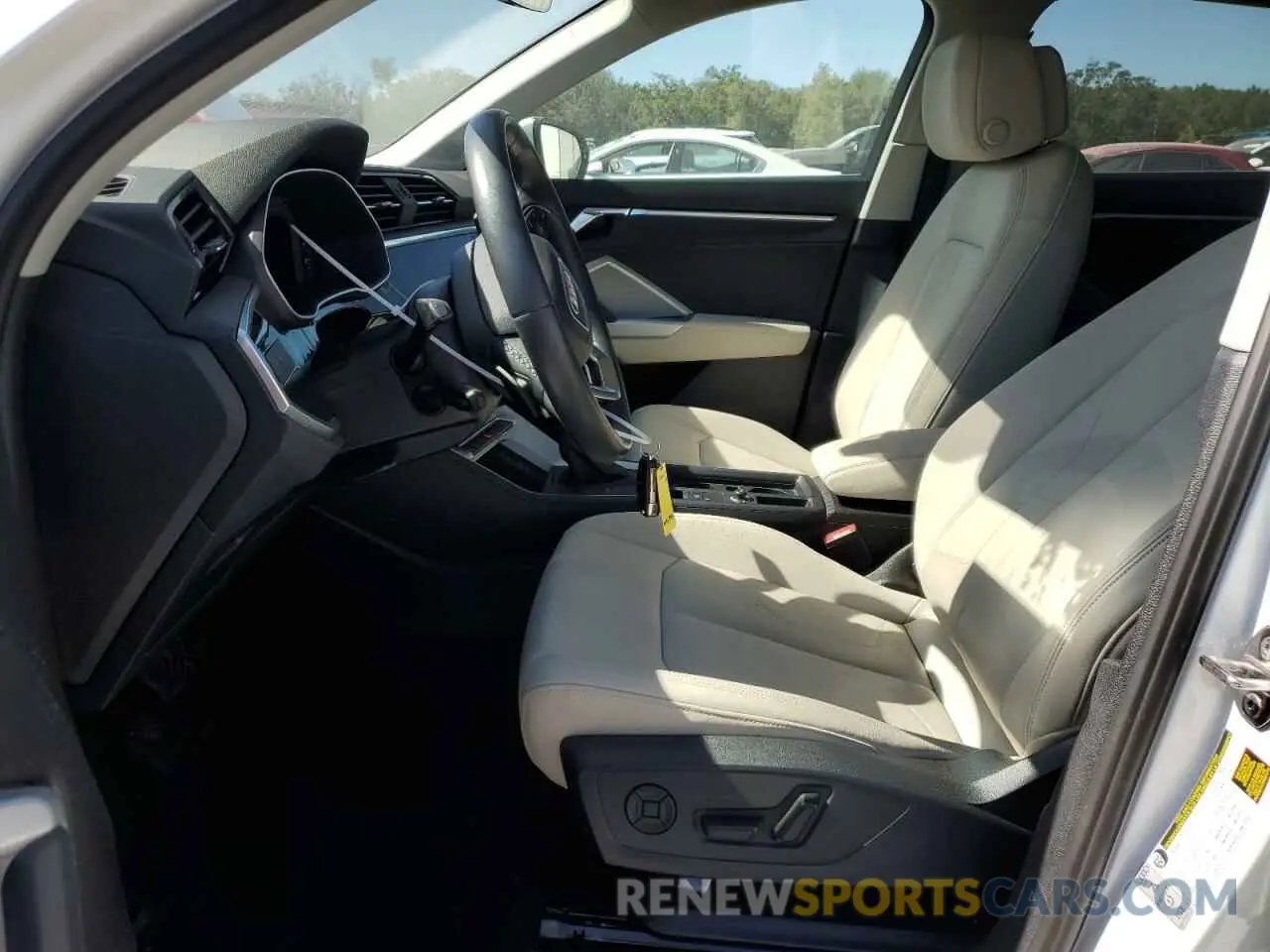 7 fotografías del automóvil dañado WA1EECF34N1124701 AUDI Q3 2022