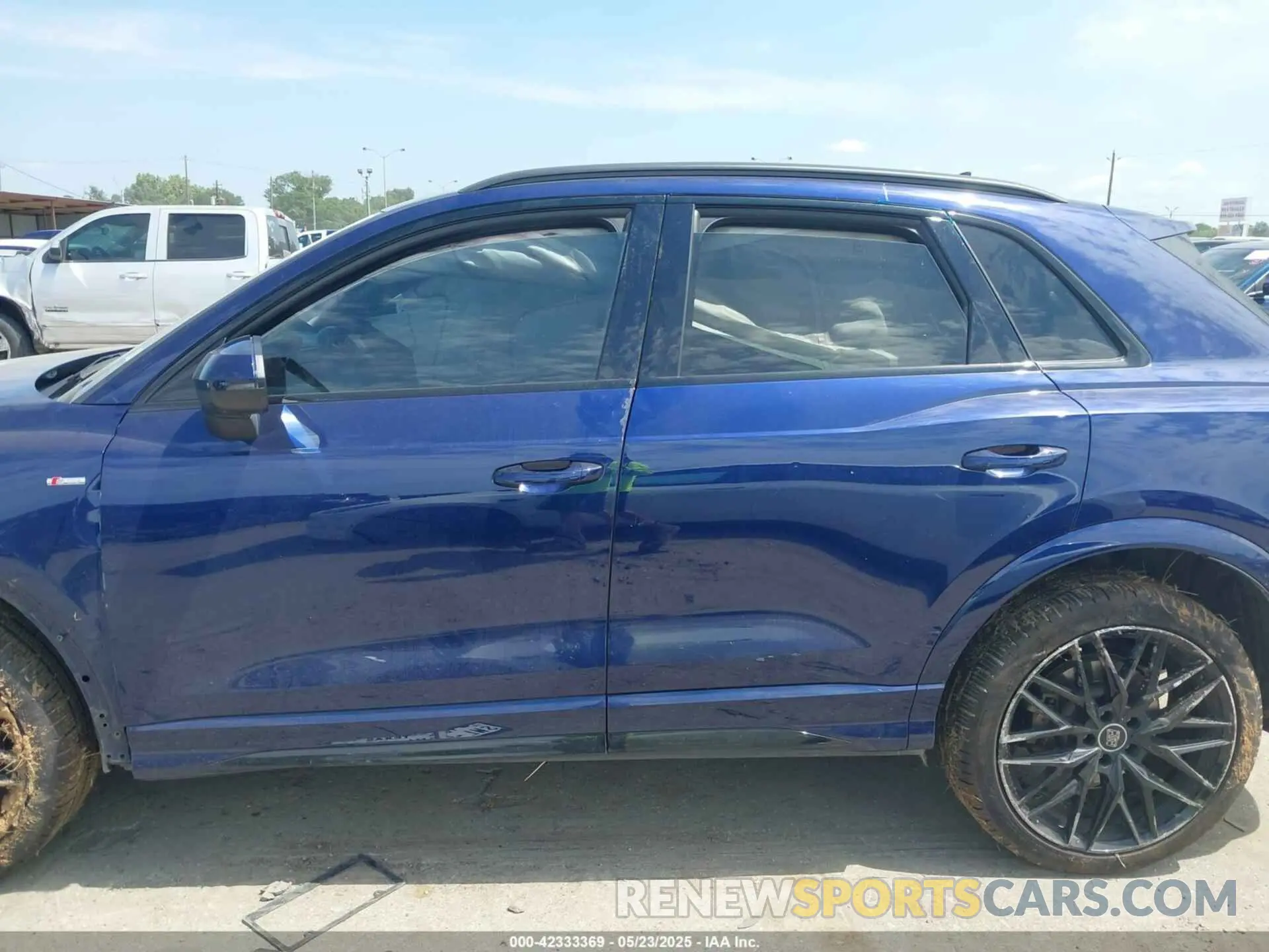 13 fotografías del automóvil dañado WA1EECF35N1057137 AUDI Q3 2022