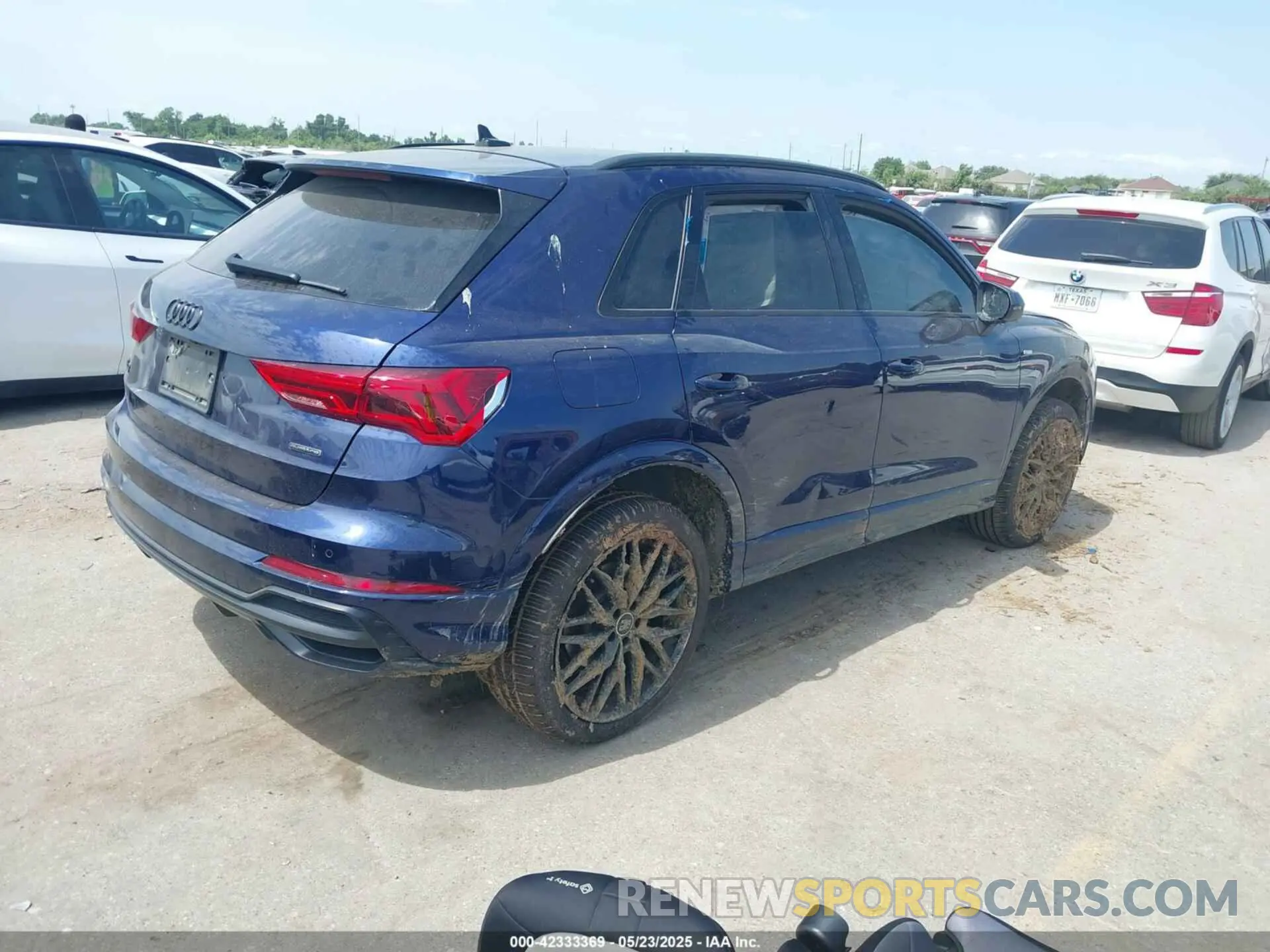 4 fotografías del automóvil dañado WA1EECF35N1057137 AUDI Q3 2022