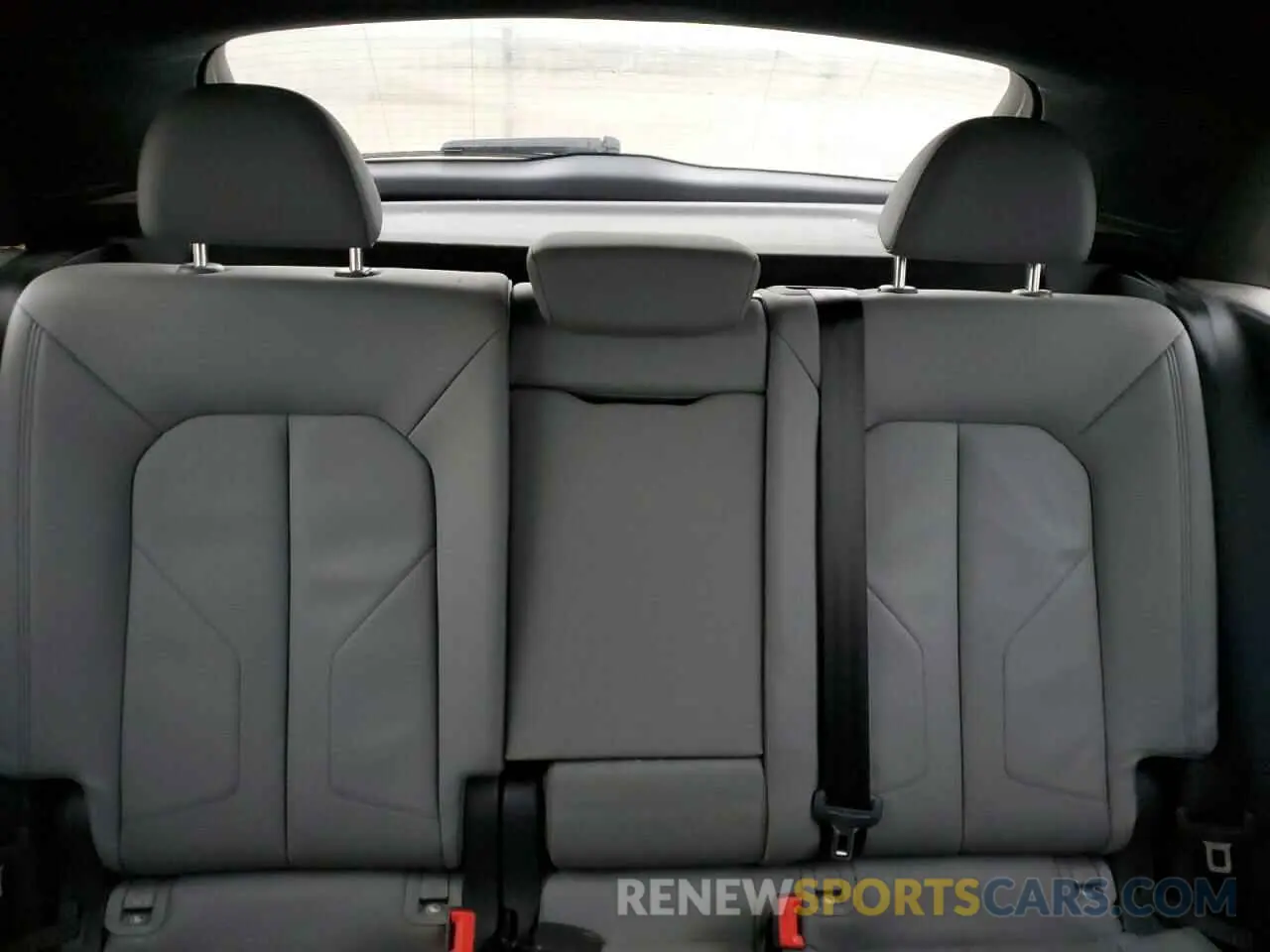10 fotografías del automóvil dañado WA1EECF36N1062783 AUDI Q3 2022