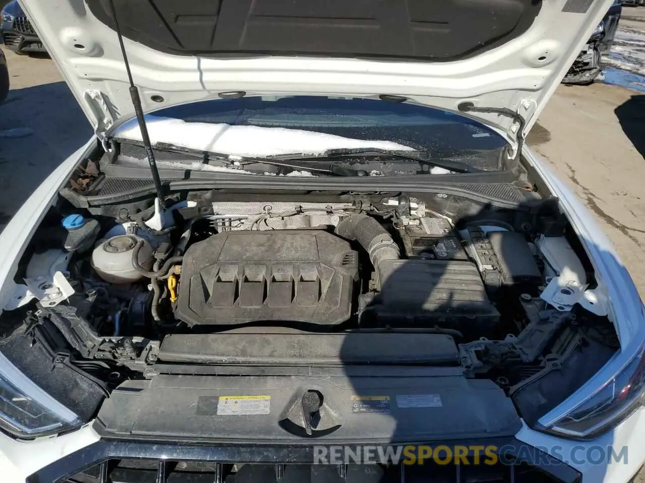 12 fotografías del automóvil dañado WA1EECF38N1075972 AUDI Q3 2022