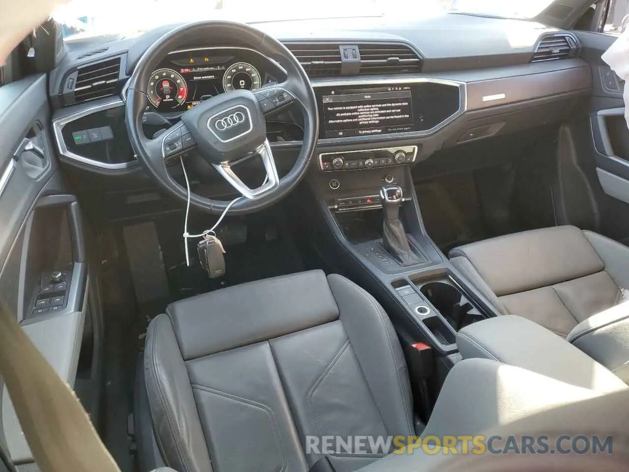 8 fotografías del automóvil dañado WA1EECF38N1075972 AUDI Q3 2022