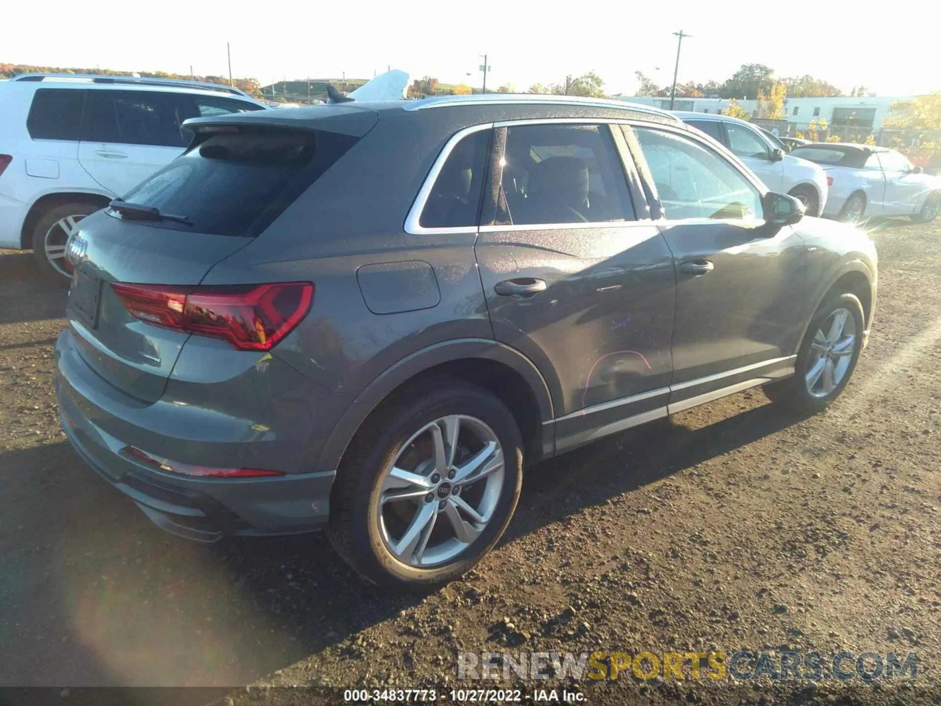 4 fotografías del automóvil dañado WA1EECF38N1079780 AUDI Q3 2022