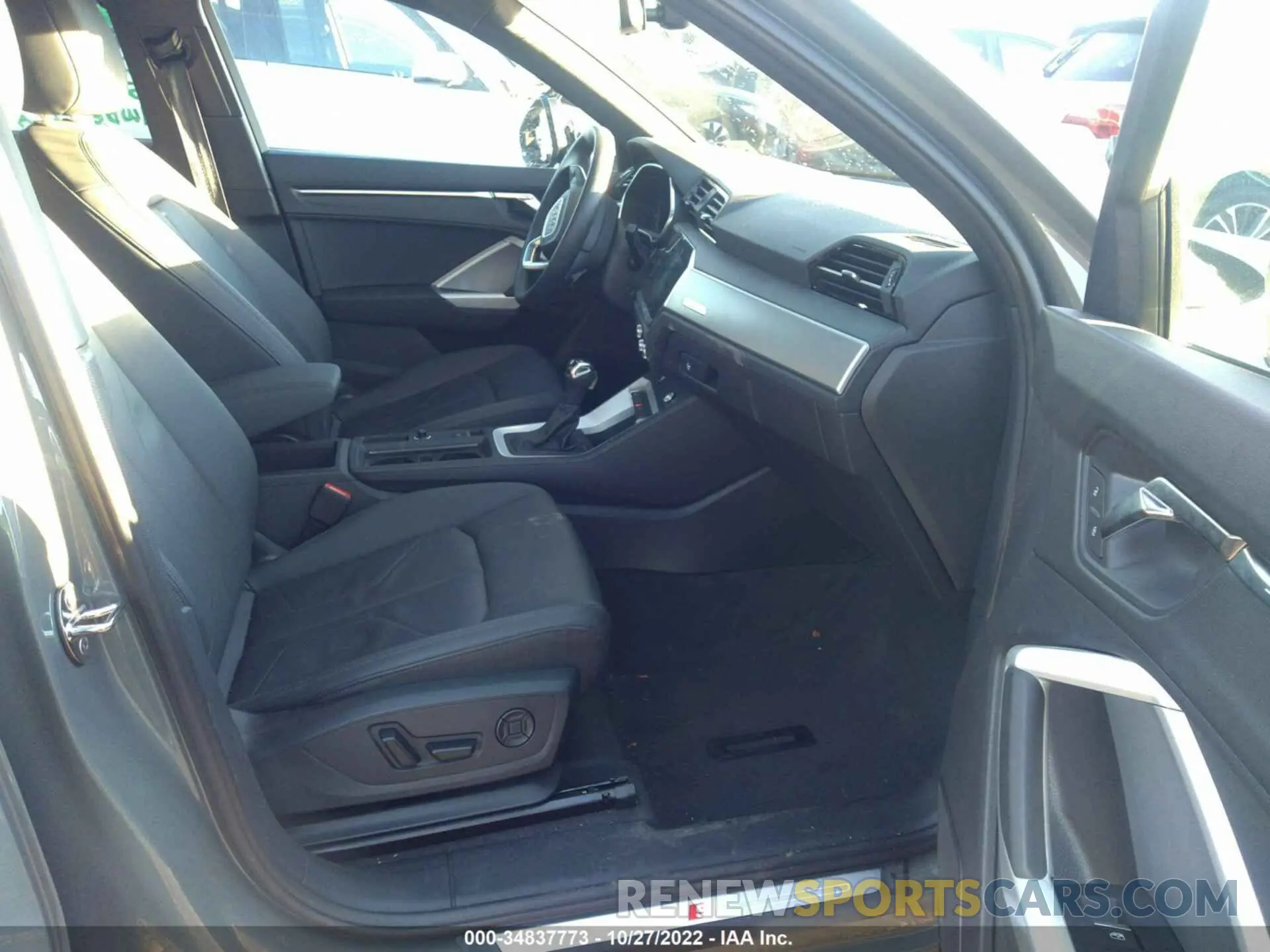 5 fotografías del automóvil dañado WA1EECF38N1079780 AUDI Q3 2022