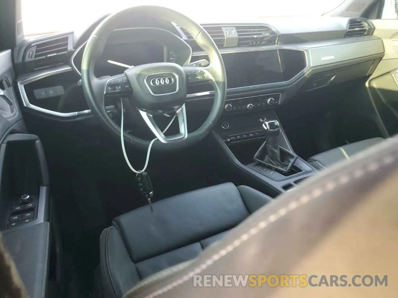 8 fotografías del automóvil dañado WA1EECF39N1036744 AUDI Q3 2022