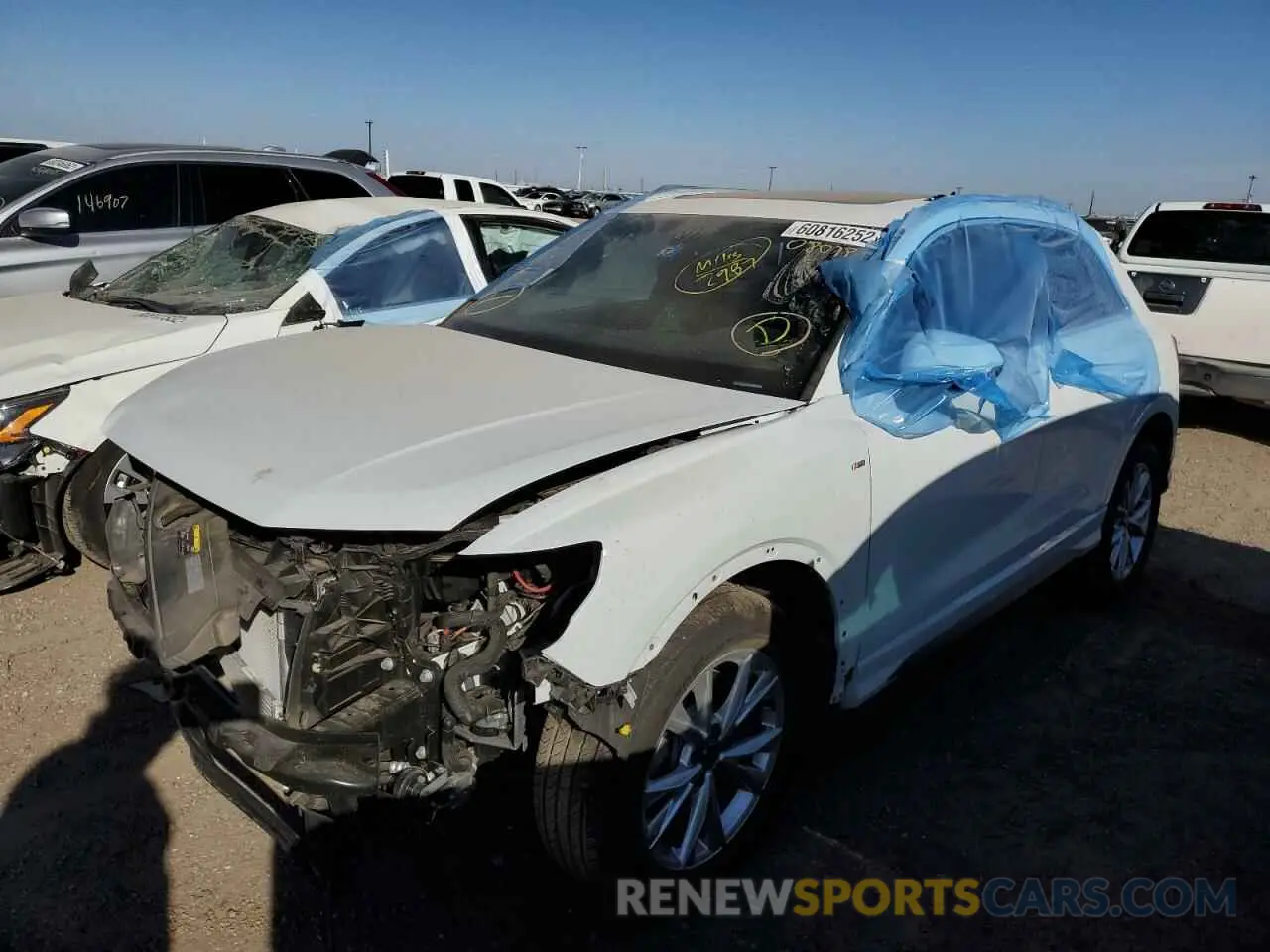 2 fotografías del automóvil dañado WA1EECF39N1080789 AUDI Q3 2022