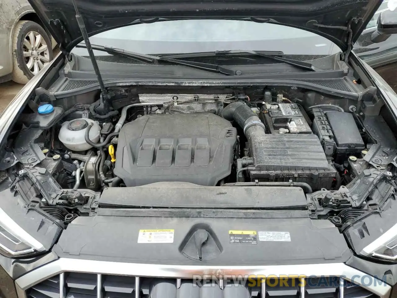 11 fotografías del automóvil dañado WA1EECF39N1082395 AUDI Q3 2022