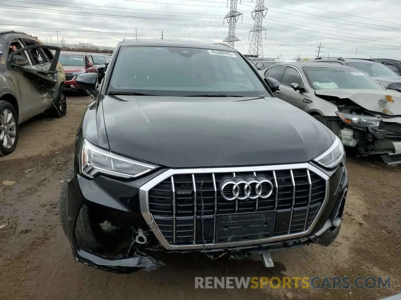 5 fotografías del automóvil dañado WA1EECF39N1082395 AUDI Q3 2022