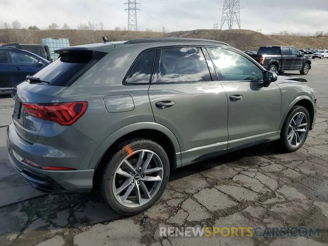 3 fotografías del automóvil dañado WA1EECF3XN1045971 AUDI Q3 2022