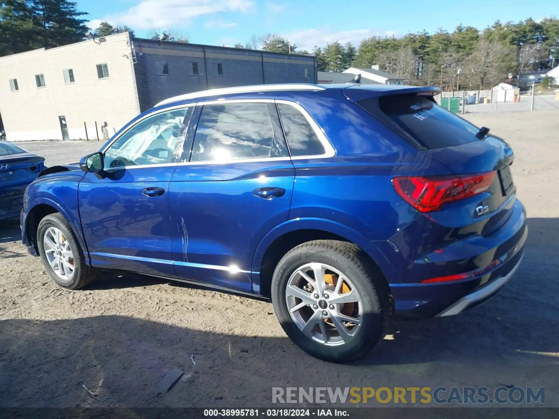 15 fotografías del automóvil dañado WA1BUCF39P1128543 AUDI Q3 2023