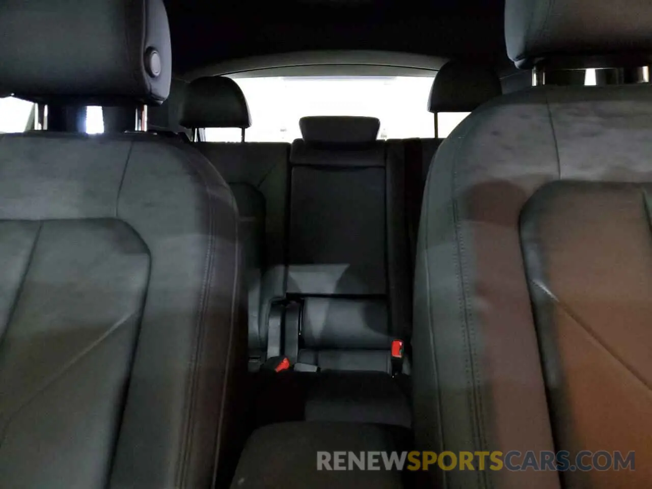 10 fotografías del automóvil dañado WA1DECF33P1129046 AUDI Q3 2023