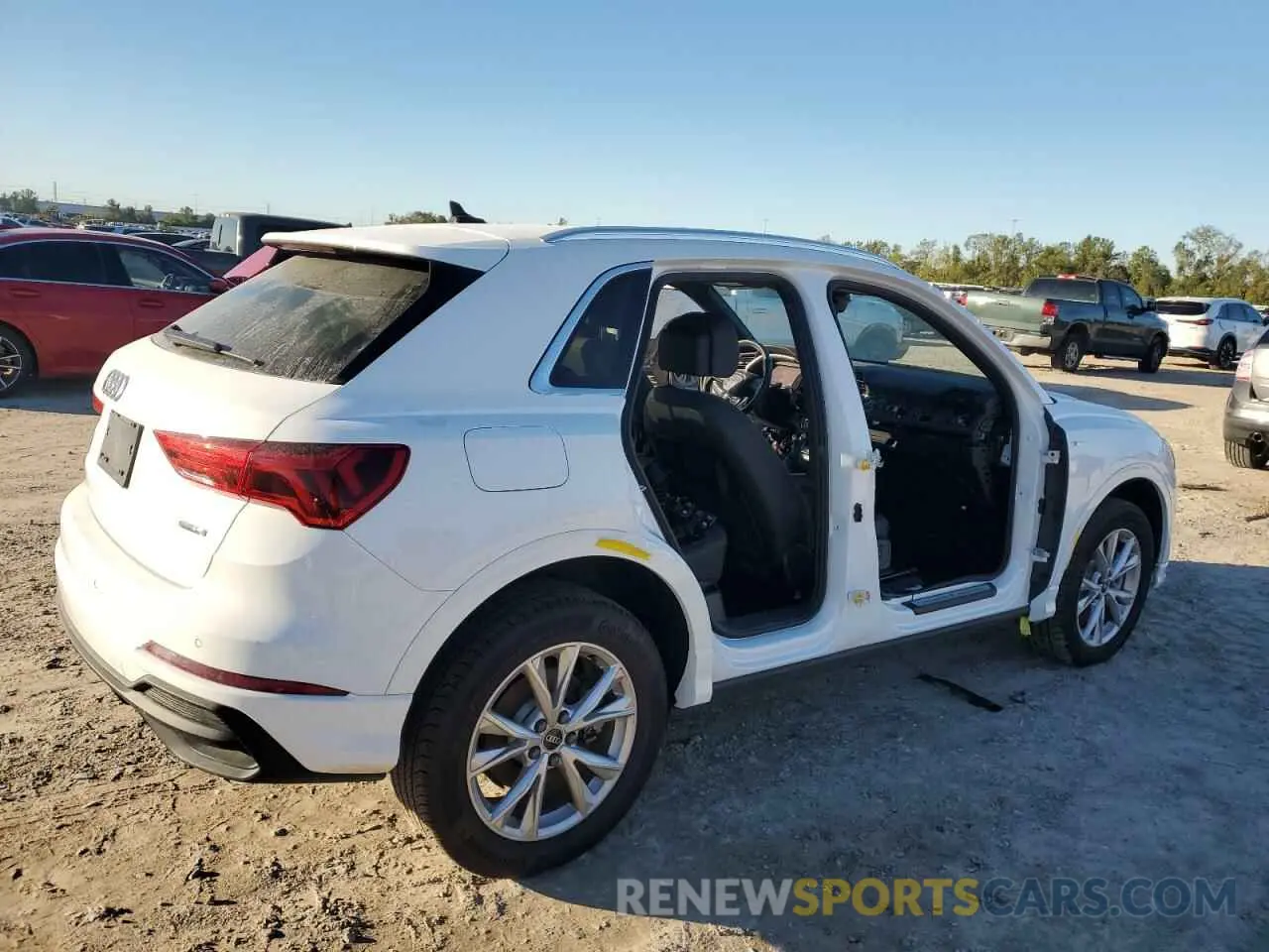 3 fotografías del automóvil dañado WA1DECF34P1048198 AUDI Q3 2023