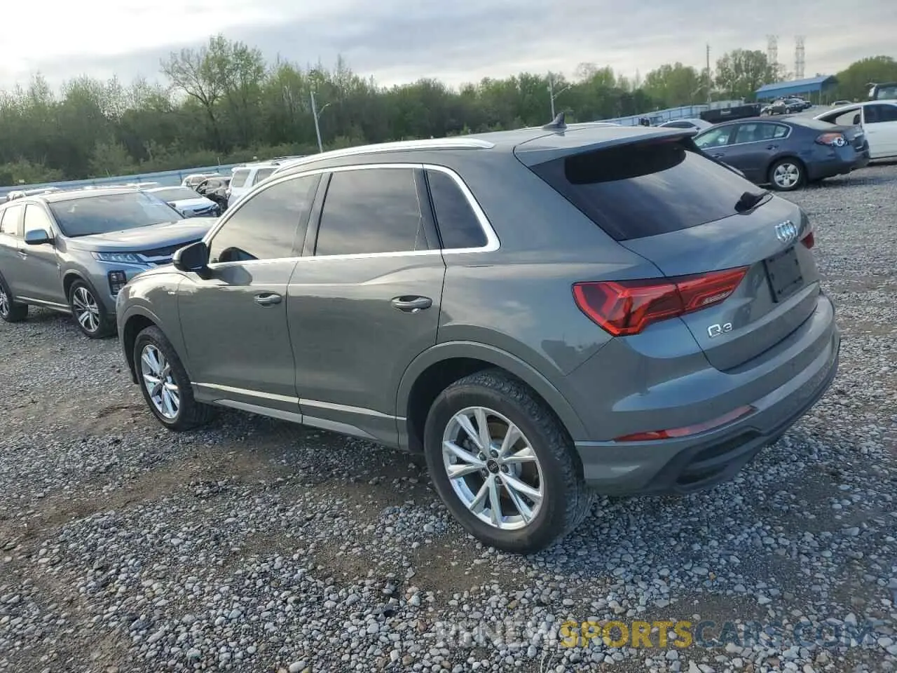 2 fotografías del automóvil dañado WA1DECF35P1094199 AUDI Q3 2023