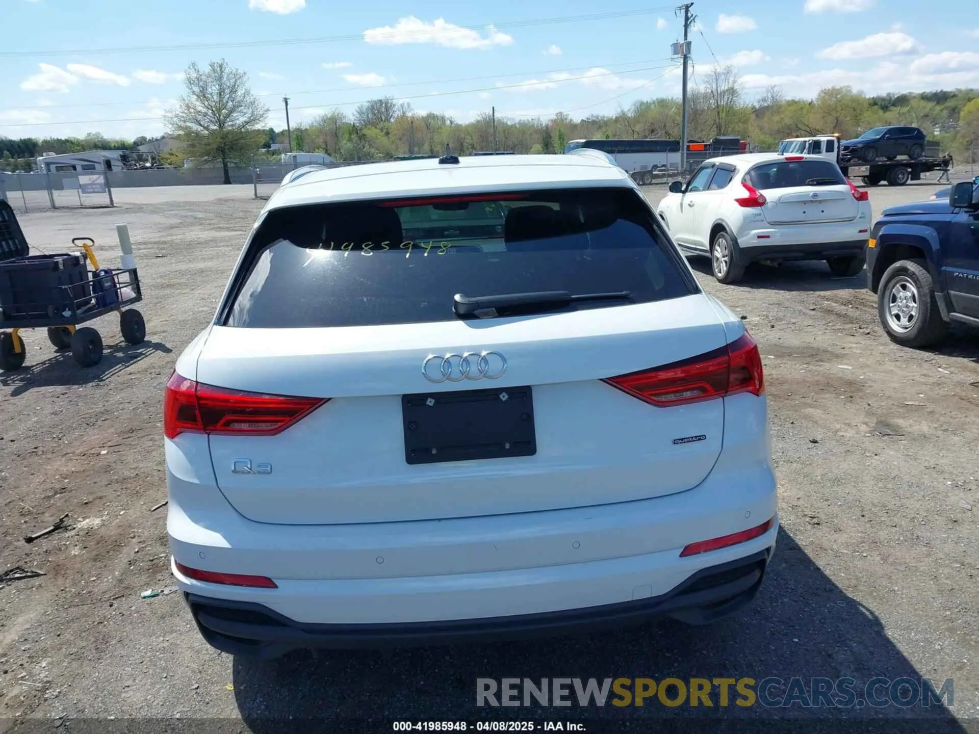 16 fotografías del automóvil dañado WA1DECF35P1132966 AUDI Q3 2023