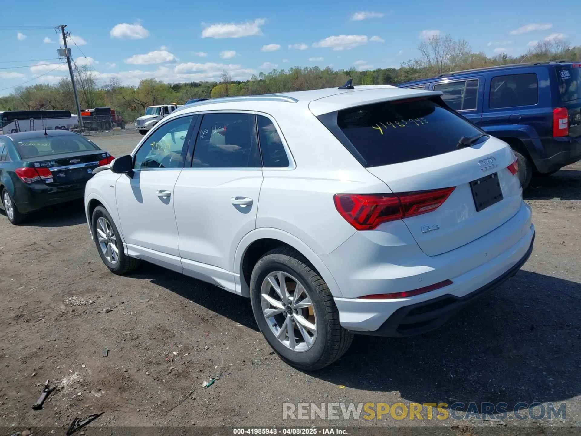 3 fotografías del automóvil dañado WA1DECF35P1132966 AUDI Q3 2023