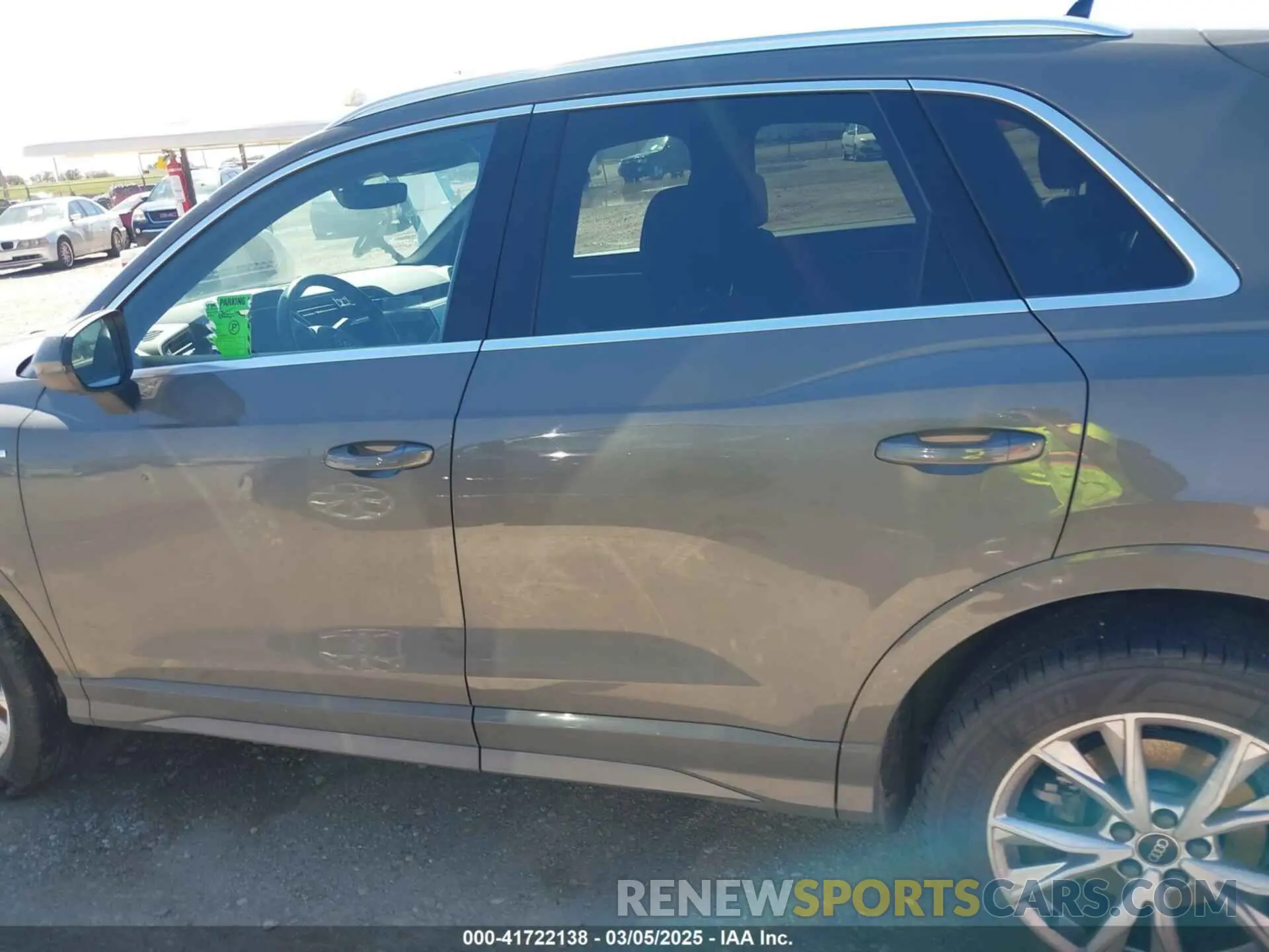 14 fotografías del automóvil dañado WA1DECF36P1129512 AUDI Q3 2023