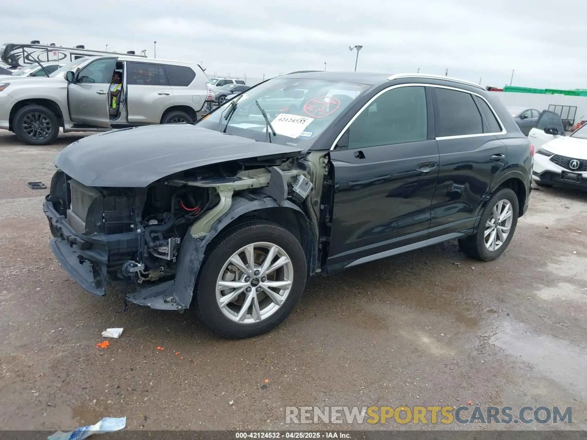 2 fotografías del automóvil dañado WA1DECF37P1037177 AUDI Q3 2023
