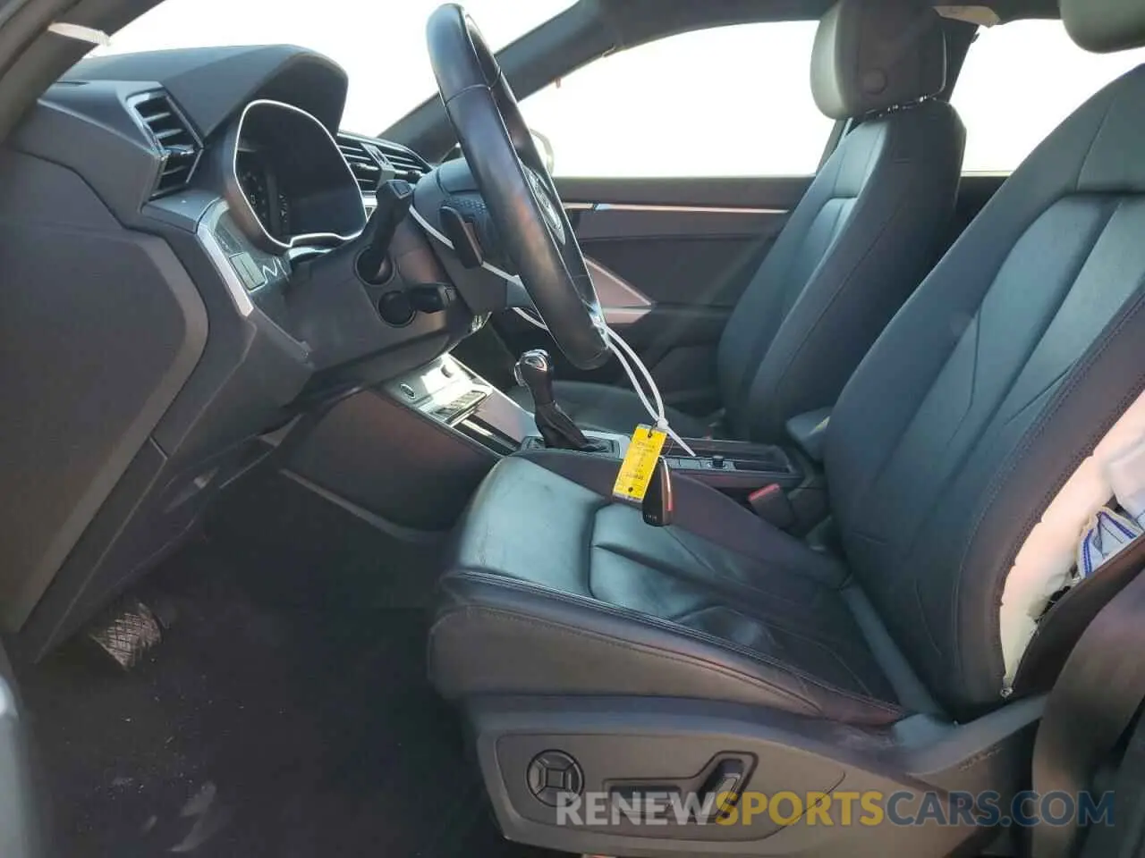 7 fotografías del automóvil dañado WA1DECF3XP1125320 AUDI Q3 2023