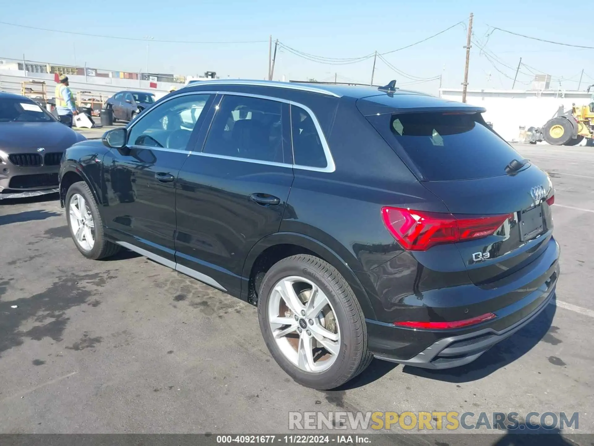 3 fotografías del automóvil dañado WA1DECF3XP1152839 AUDI Q3 2023